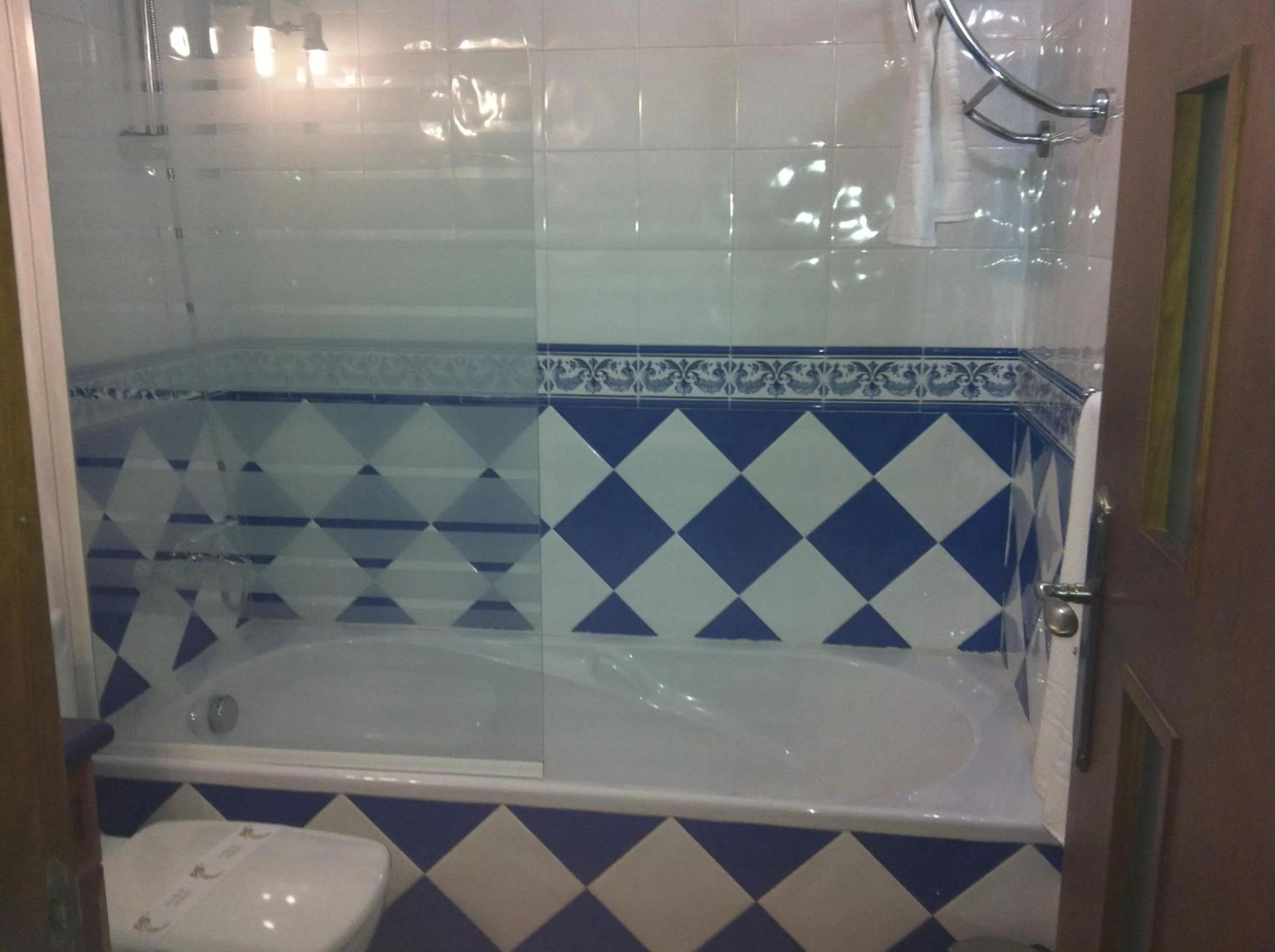 Bathroom in Hotel Donde Caparrós