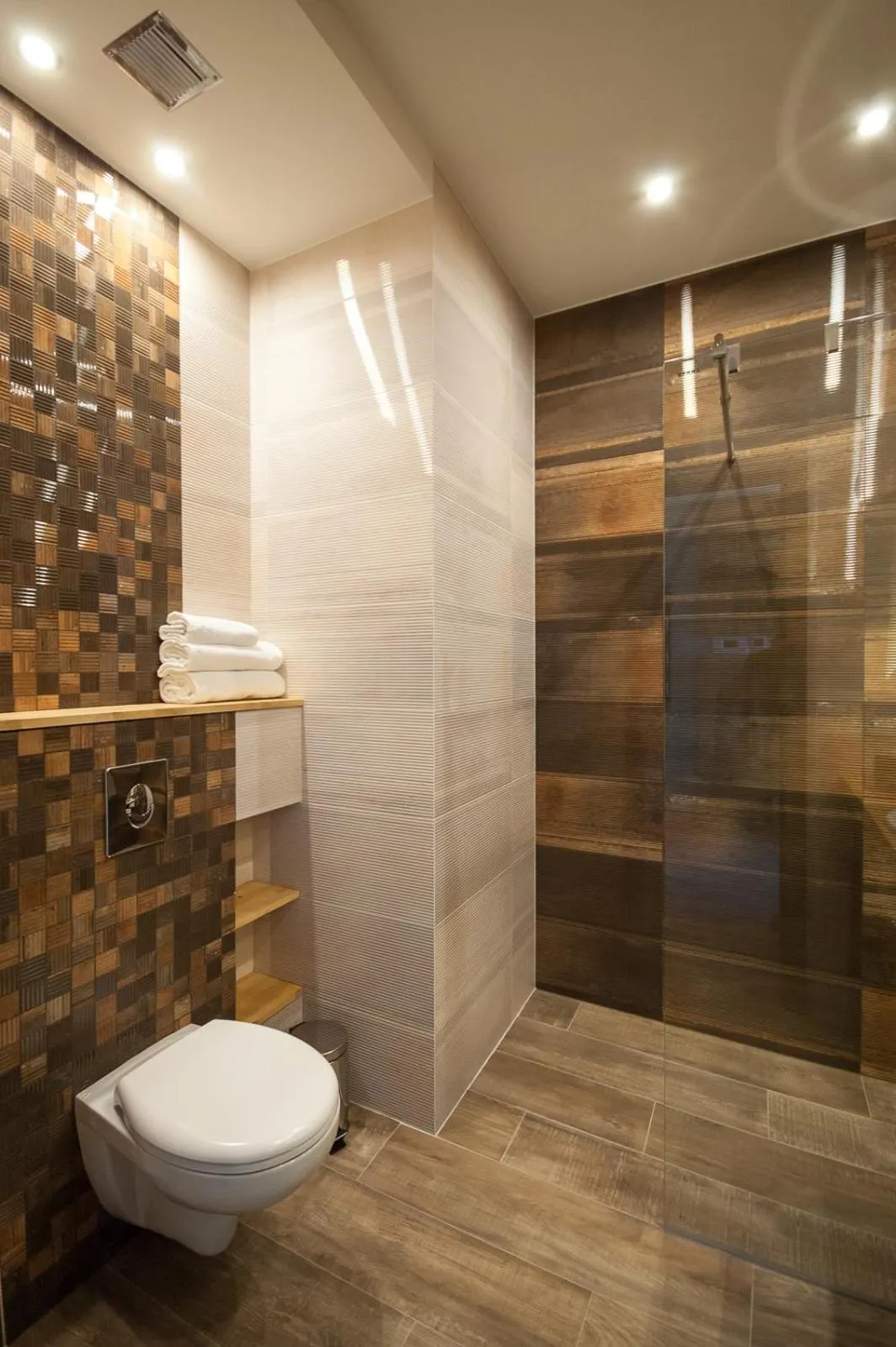 Toilet in Dream Team Nordic Haven