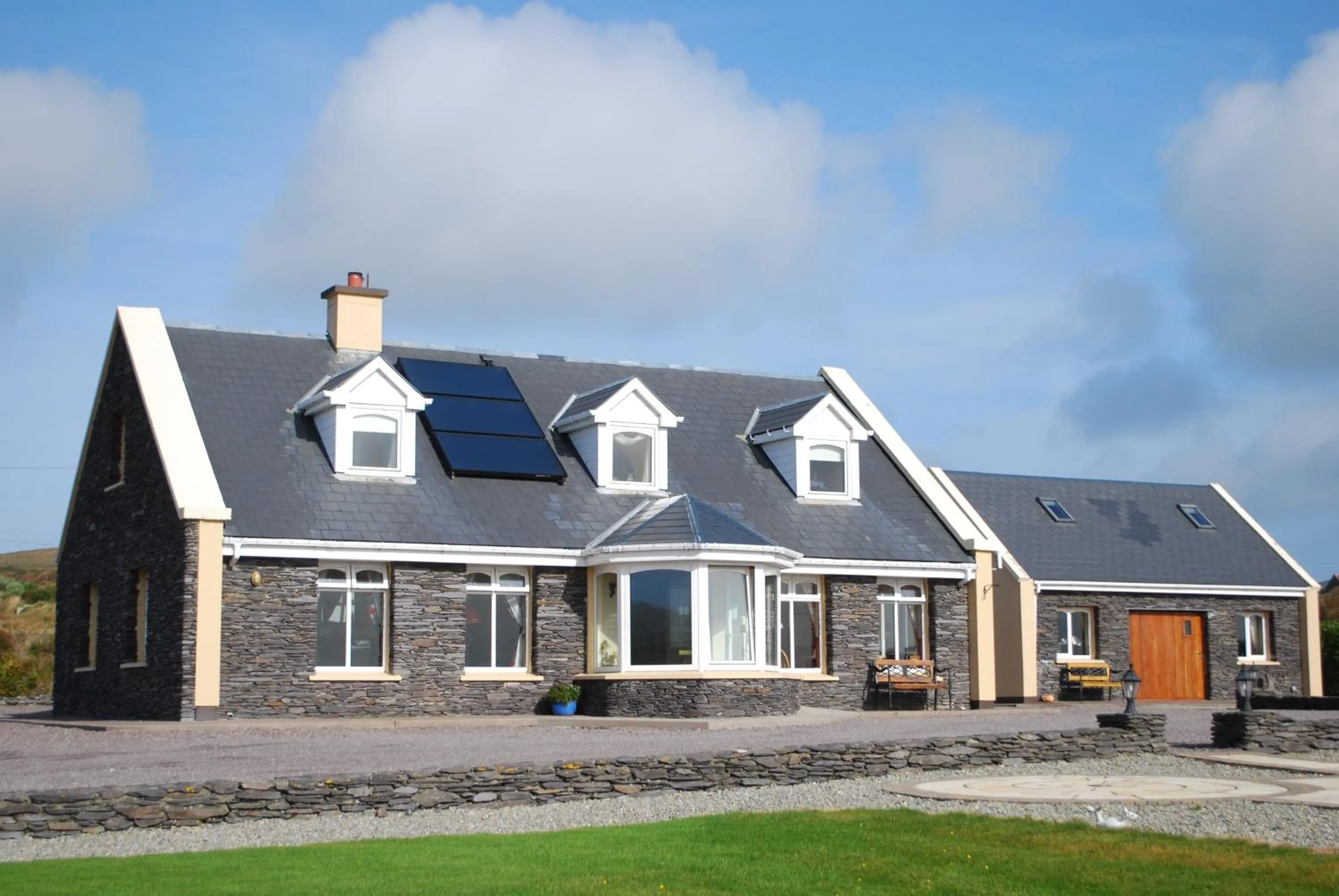 Property building in Carraig Liath House