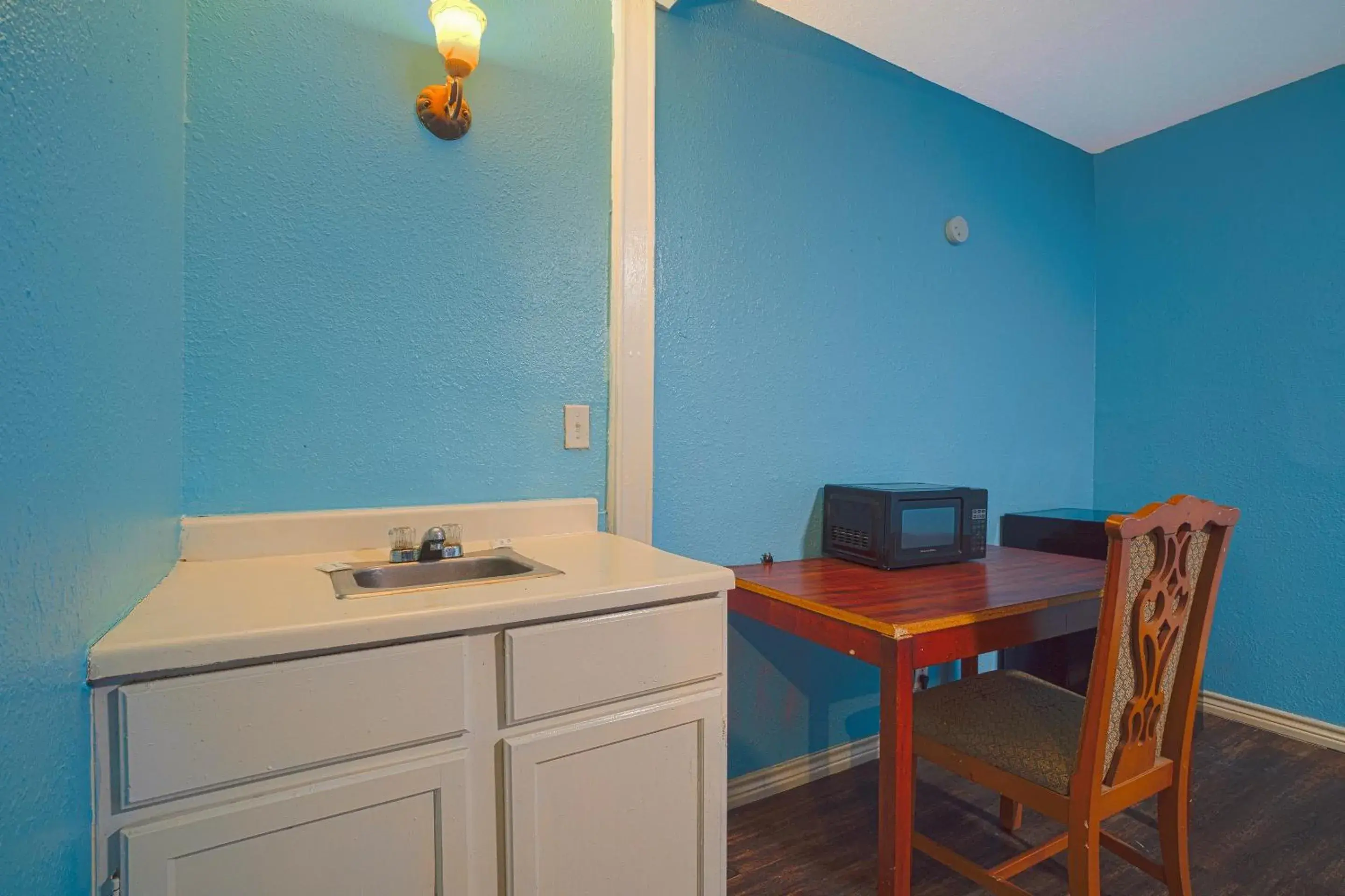 2 Full Bed in Plaza Motel Corpus Christi by OYO 2 Full Bed in Plaza Motel Corpus Christi by OYO