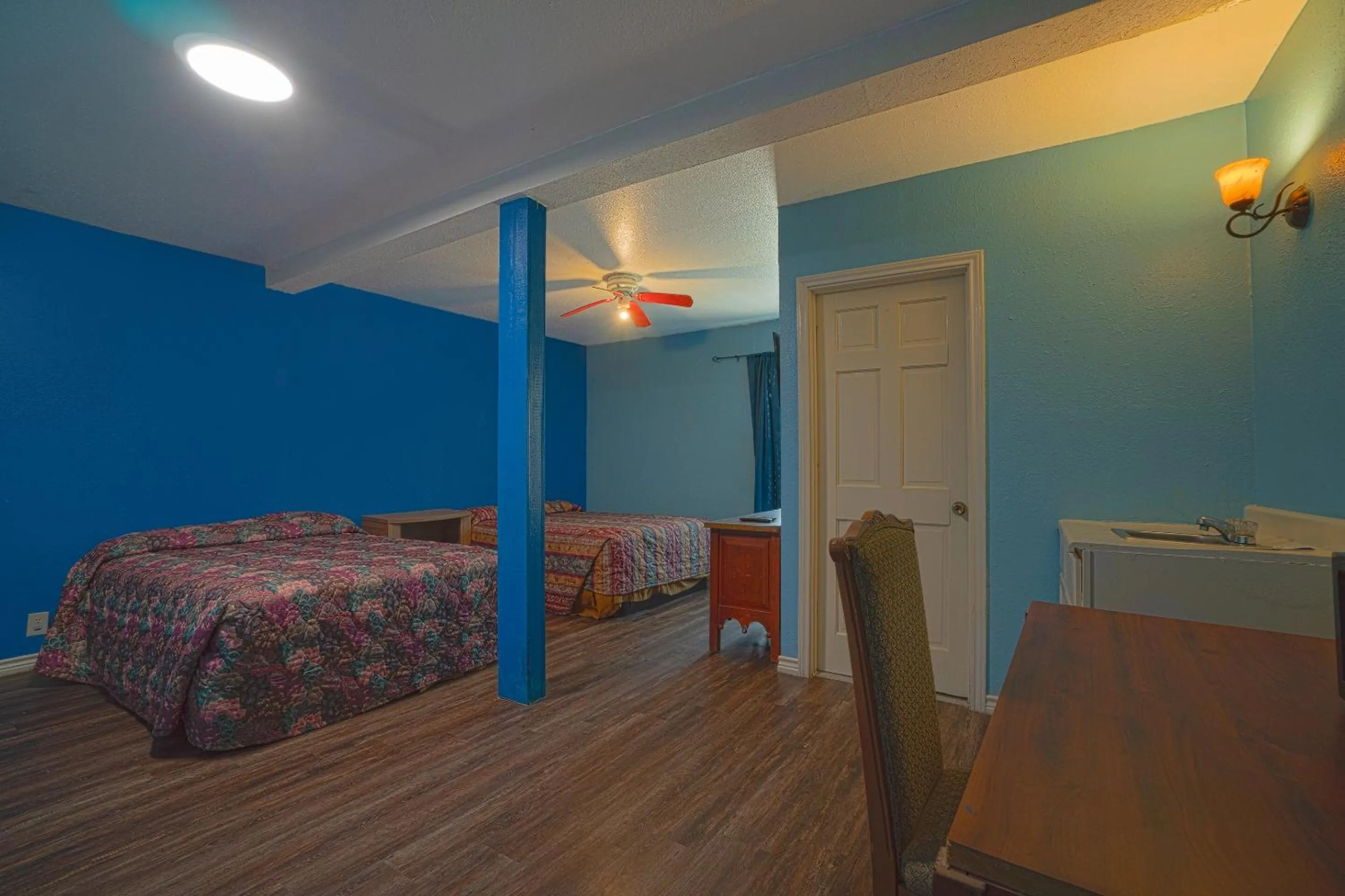 Bedroom, Bed in Plaza Motel Corpus Christi by OYO