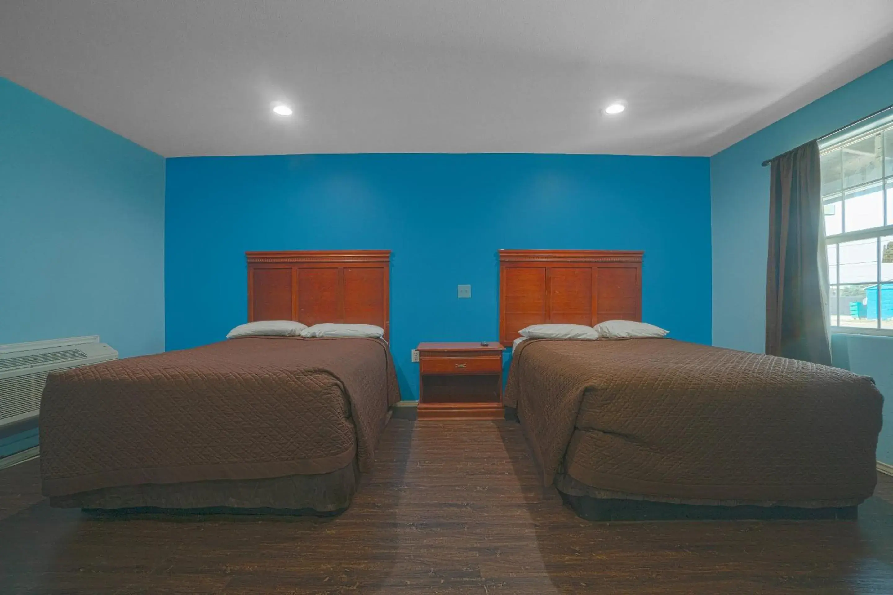 2 Full Beds with Kitchenette in Plaza Motel Corpus Christi by OYO 2 Full Beds with Kitchenette in Plaza Motel Corpus Christi by OYO