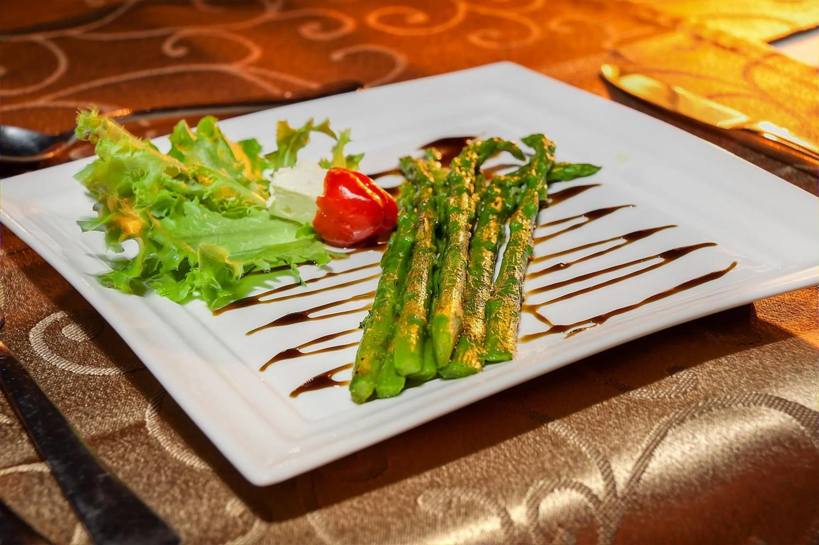 Food close-up in Mvuradona Safari Lodge