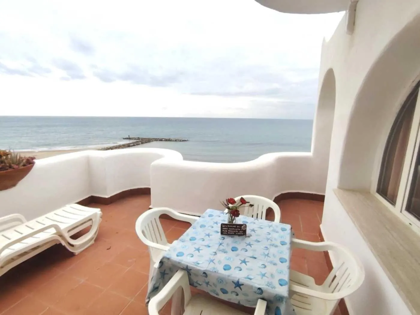 Apartment with Sea View in Casa Vacanze Elianto