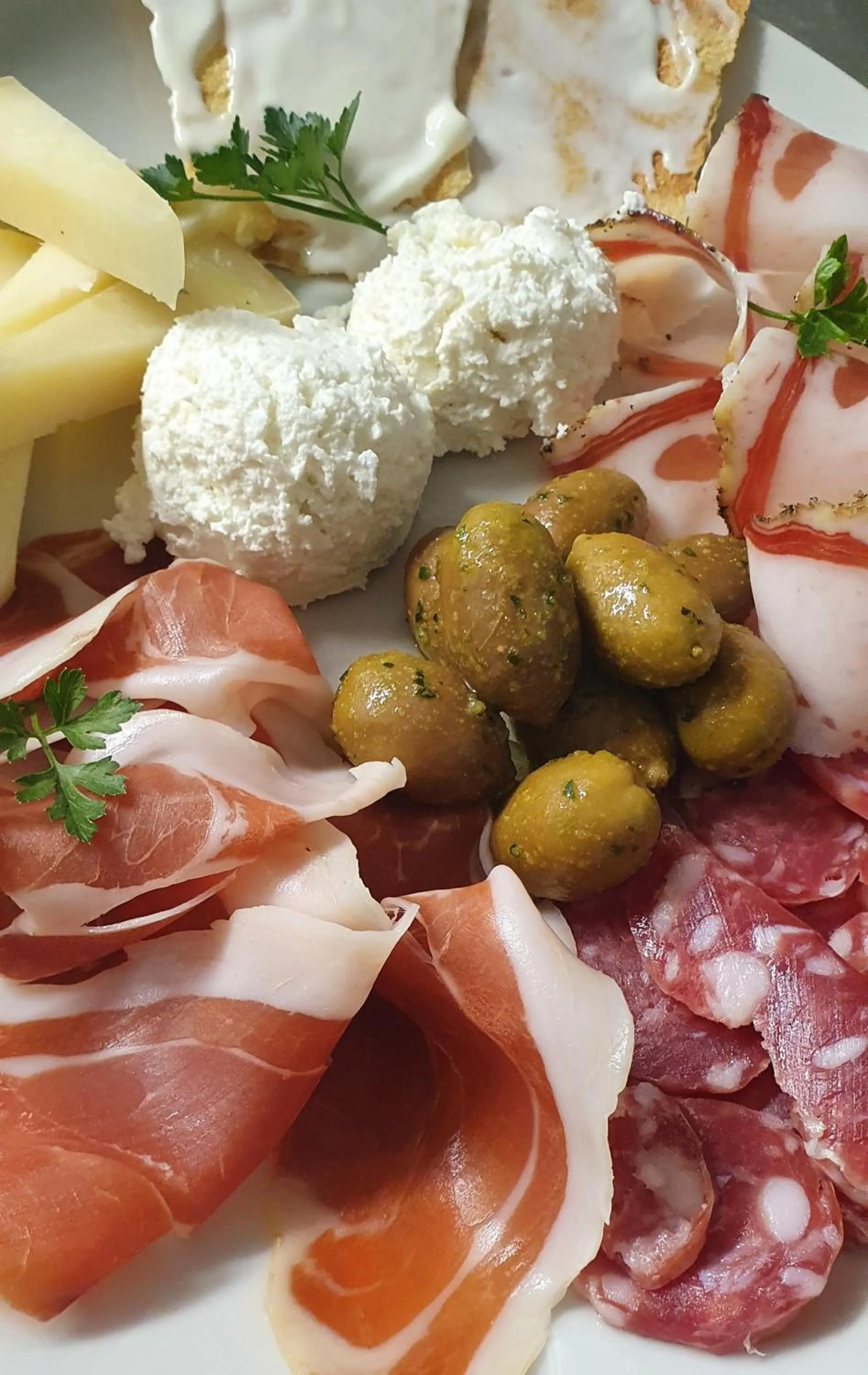 Restaurant/places to eat in Hotel La Playa