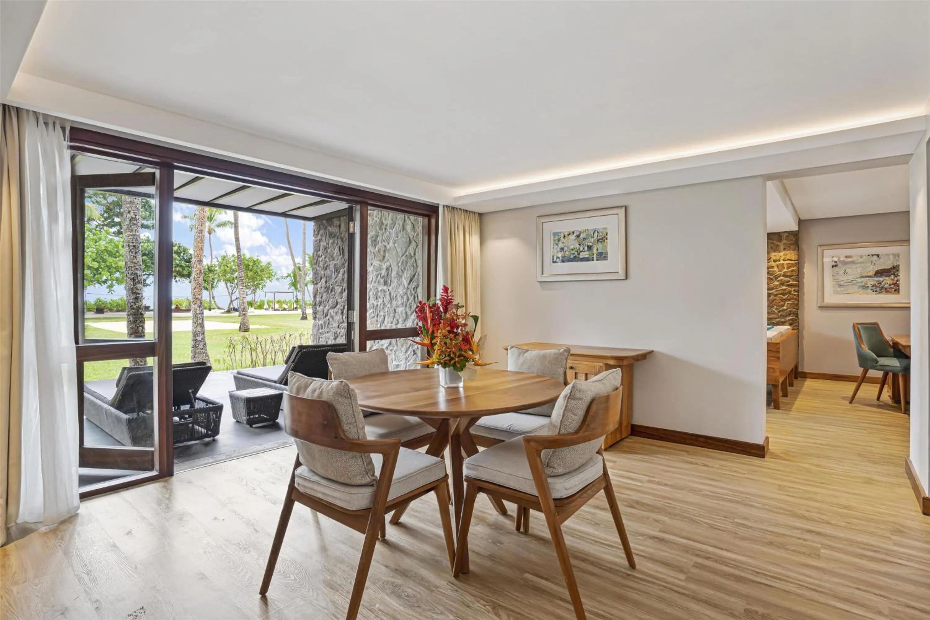 Photo of the whole room in Kempinski Seychelles Resort