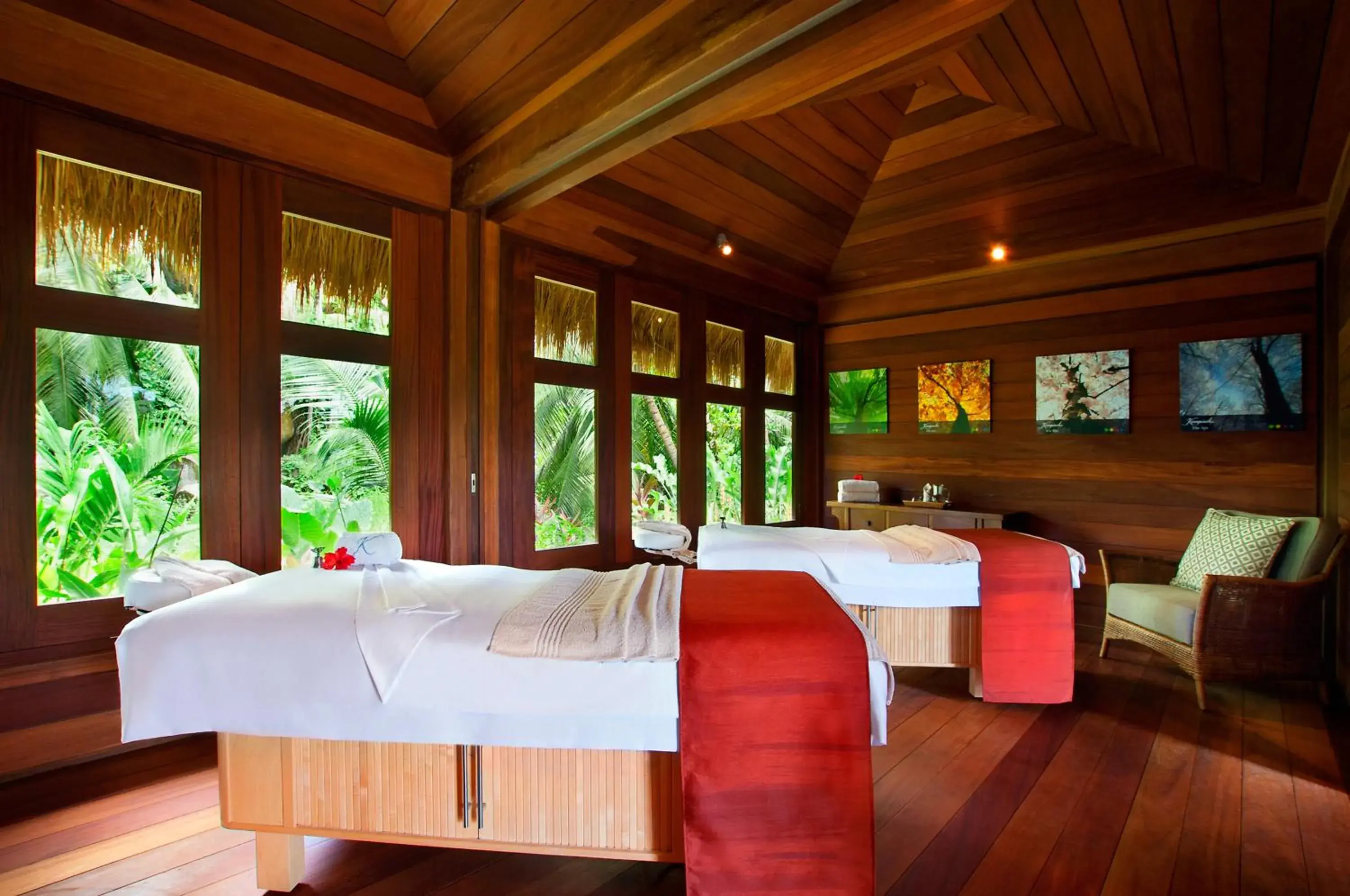 Spa and wellness centre/facilities, Bed in Kempinski Seychelles Resort Spa and wellness centre/facilities, Bed in Kempinski Seychelles Resort