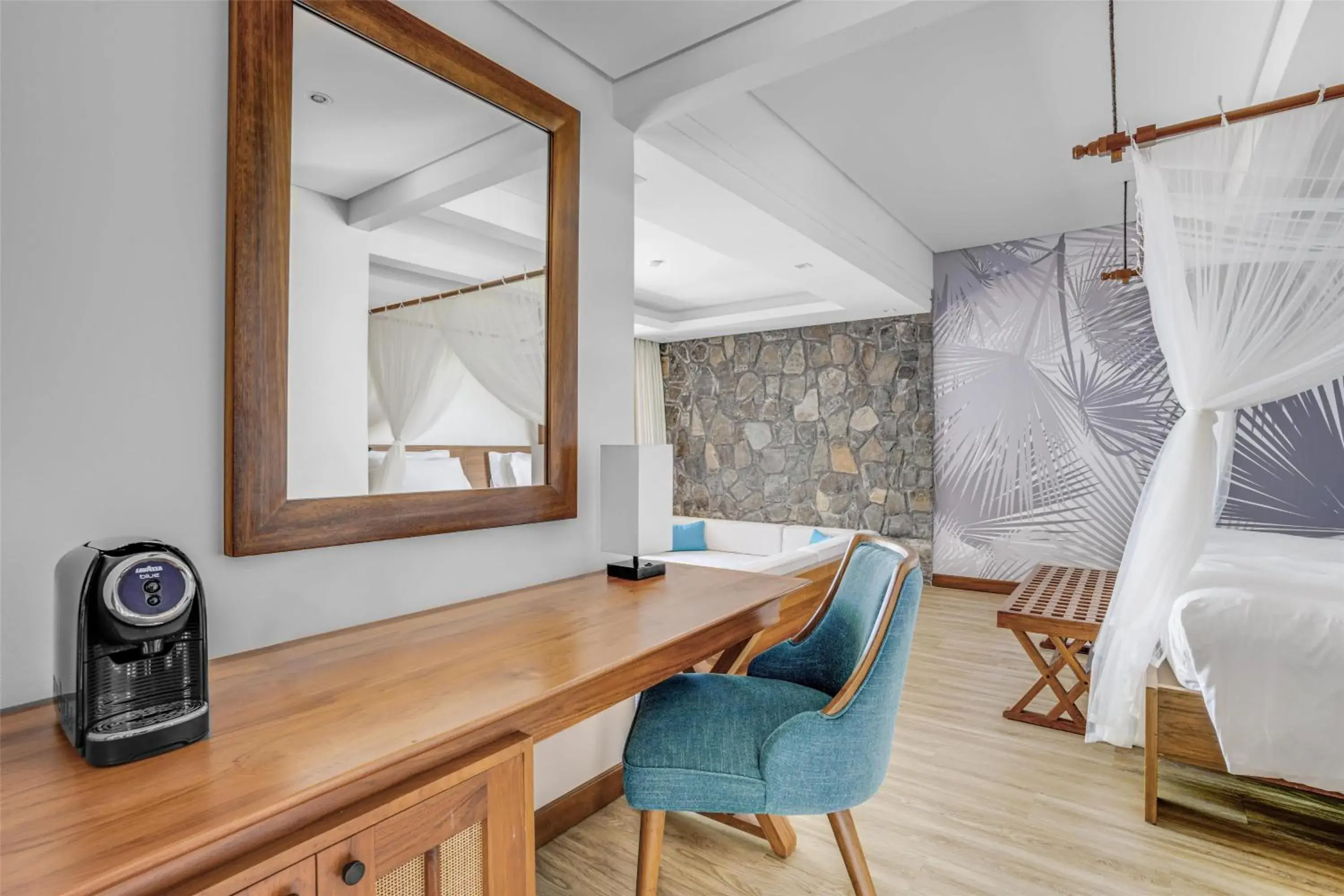 Superior Hill View Twin Room in Kempinski Seychelles Resort Superior Hill View Twin Room in Kempinski Seychelles Resort