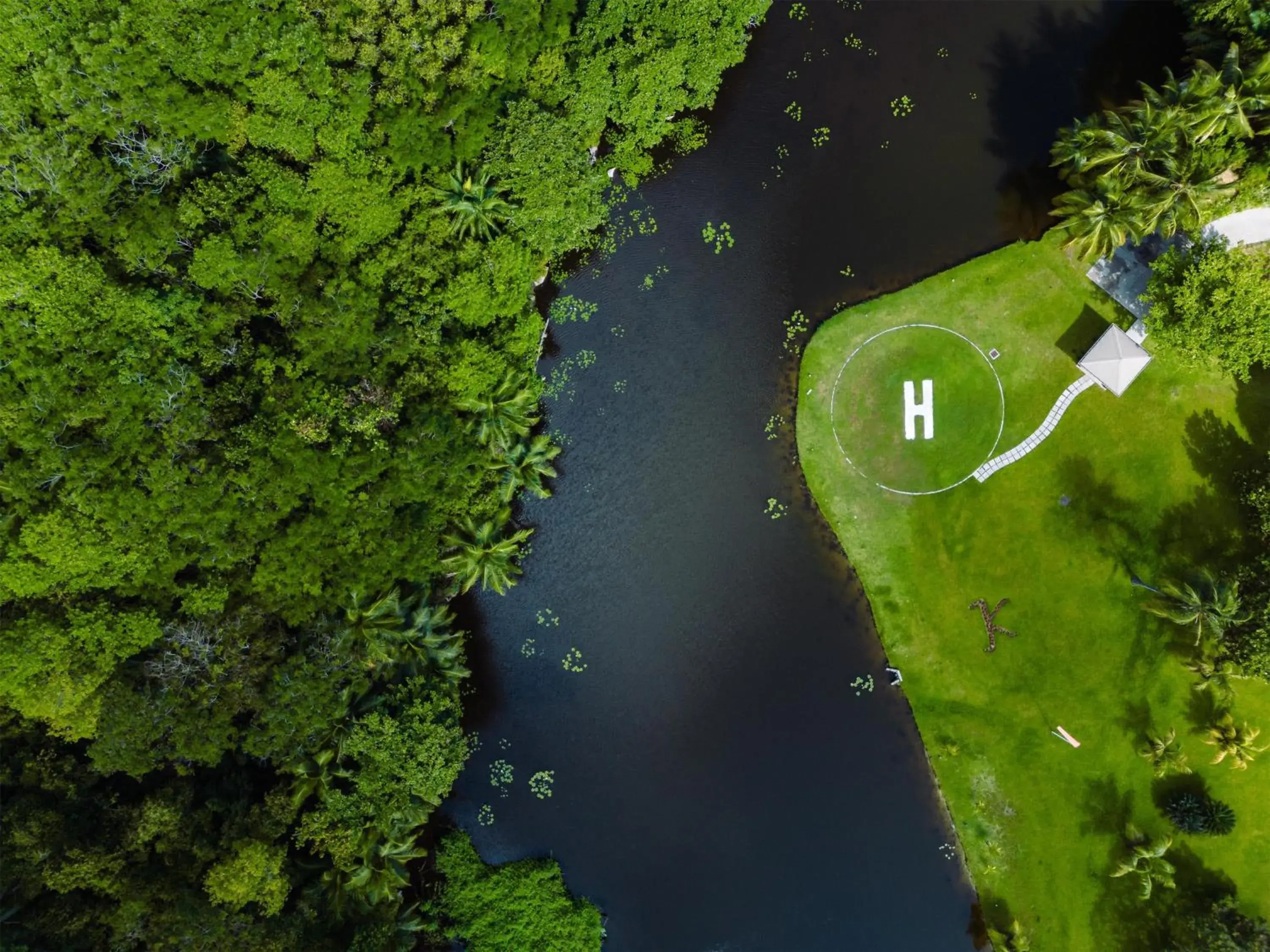 Property building in Kempinski Seychelles Resort Property building in Kempinski Seychelles Resort