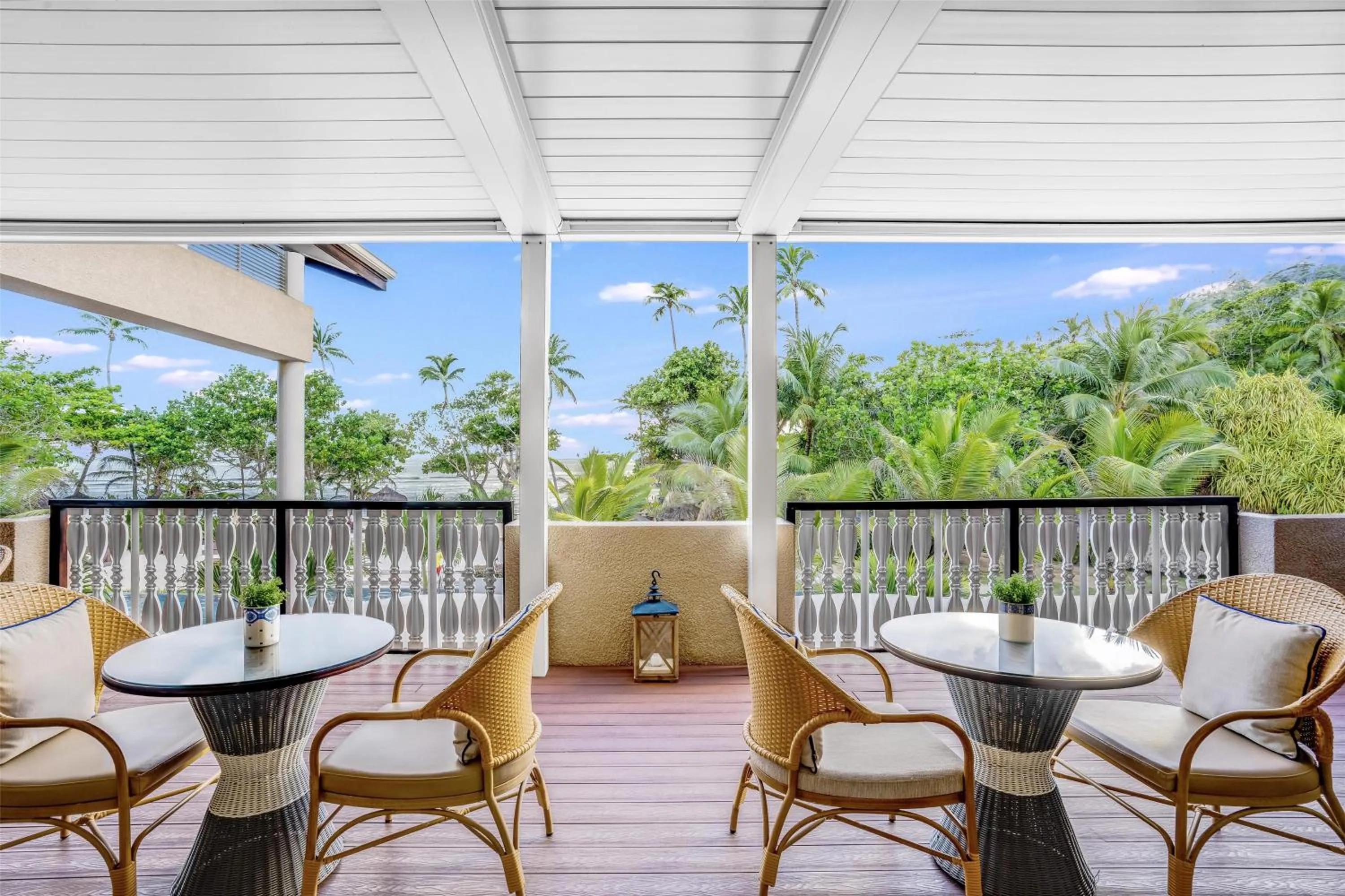 Lobby or reception in Kempinski Seychelles Resort