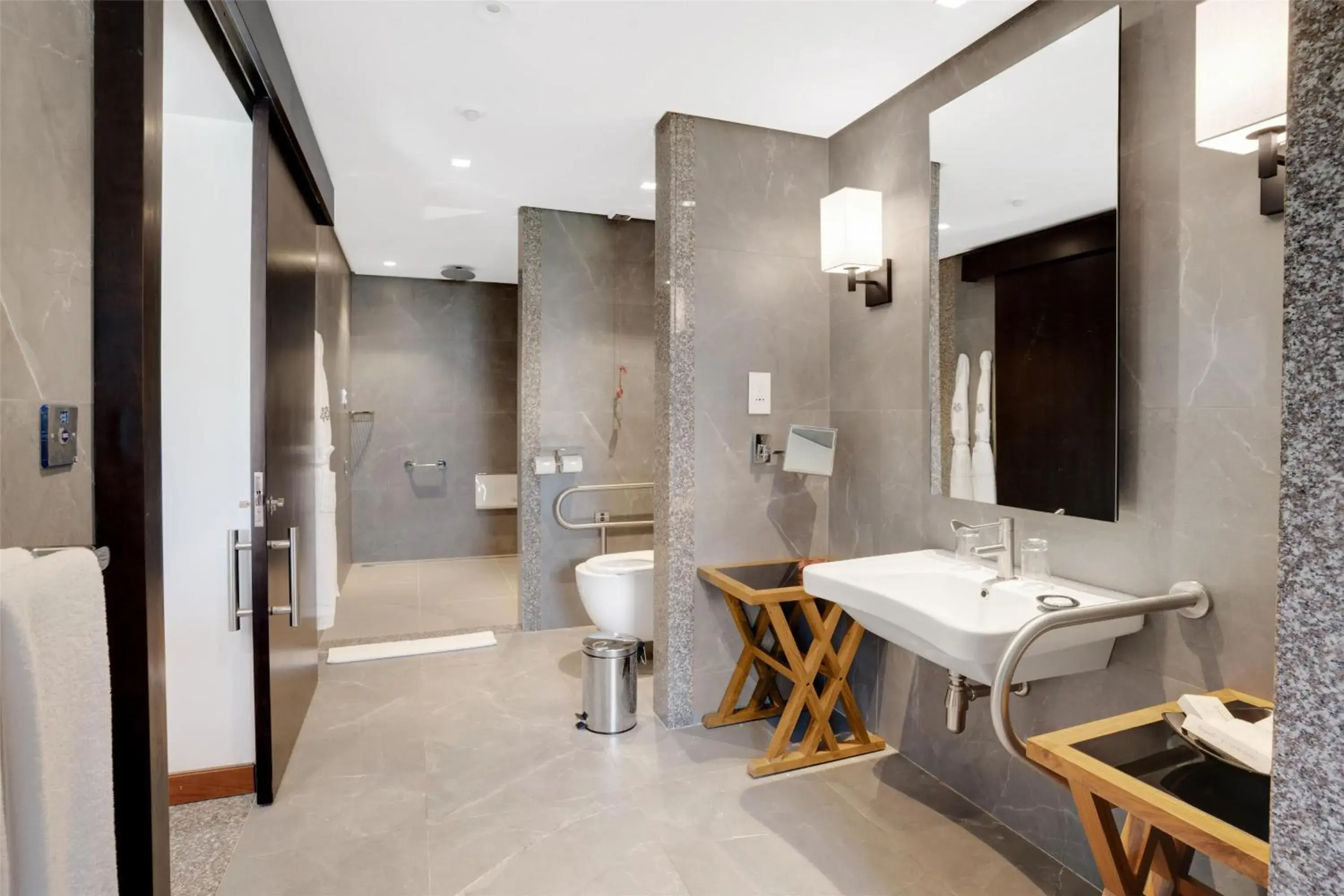 Bedroom in Kempinski Seychelles Resort Bedroom in Kempinski Seychelles Resort