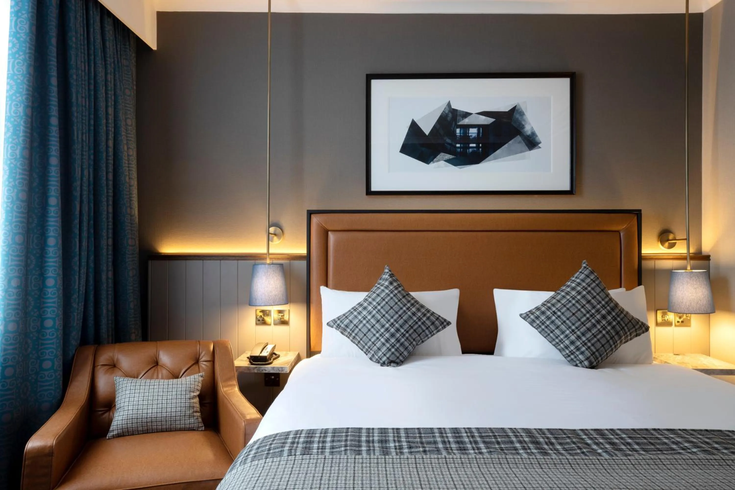 Bedroom, Bed in Leonardo Royal Hotel Edinburgh