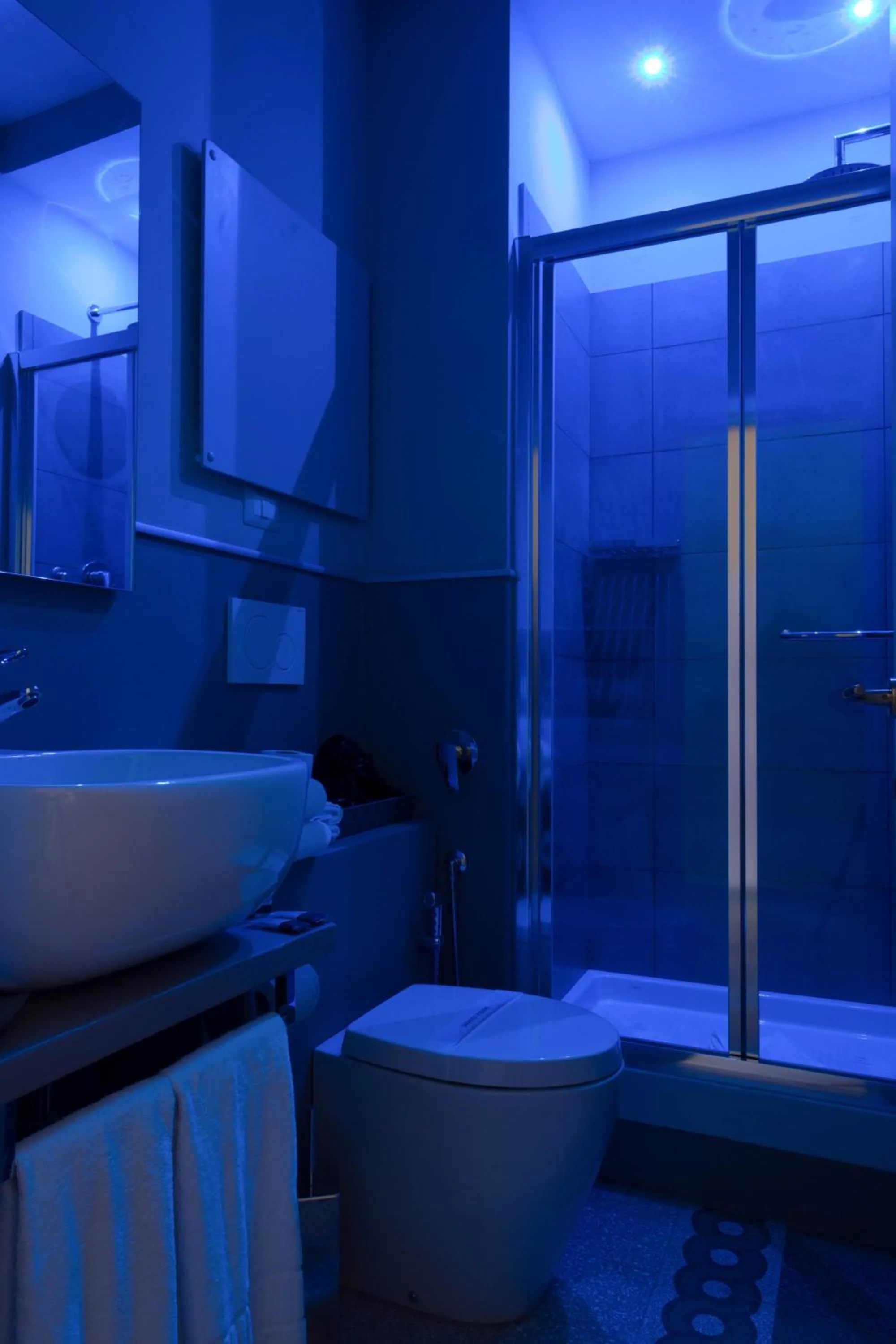 Shower in The Pope's Window