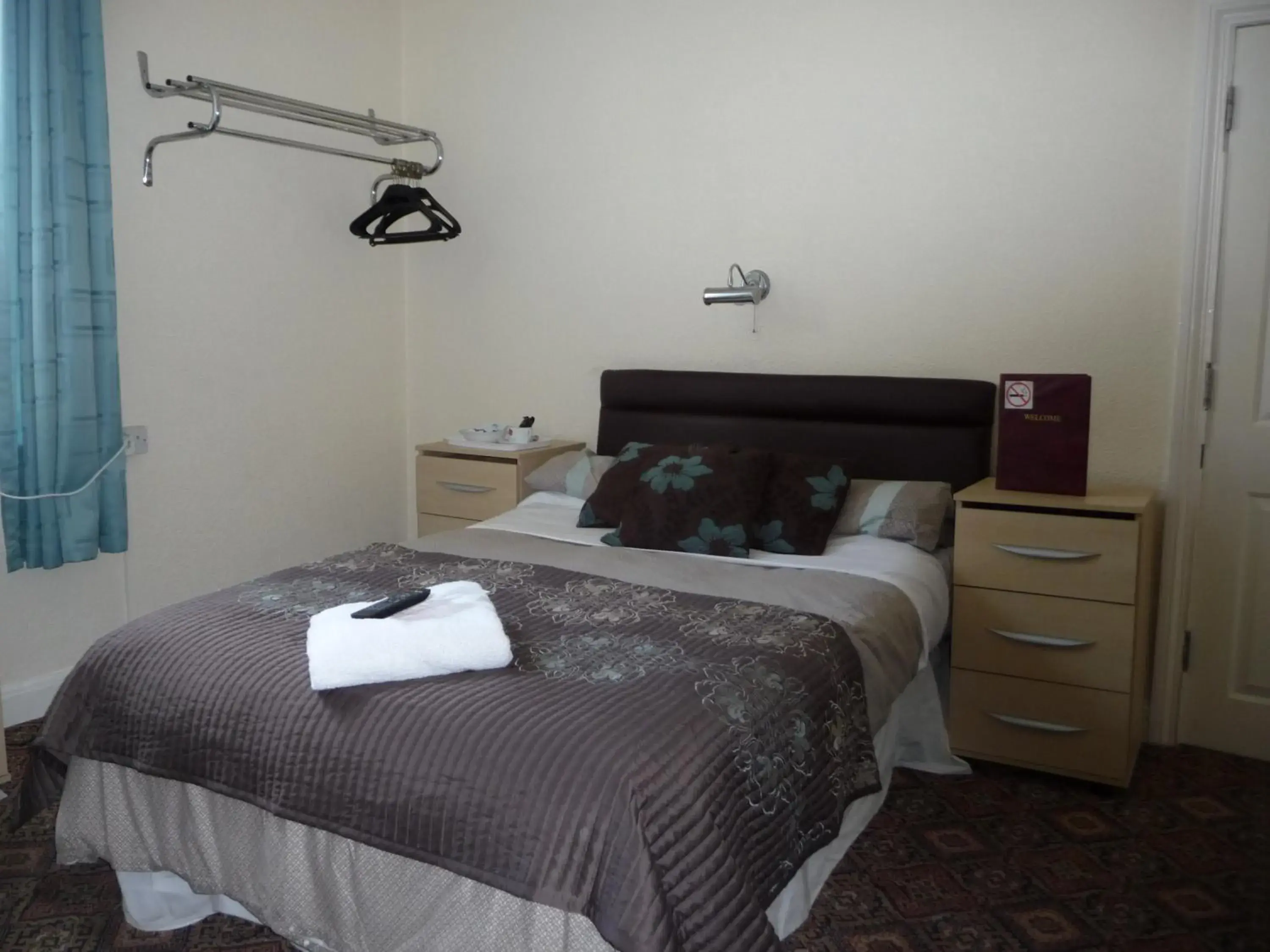 Family Room (2 Adults + 1 Child) in The Warwick Southport Family Room (2 Adults + 1 Child) in The Warwick Southport