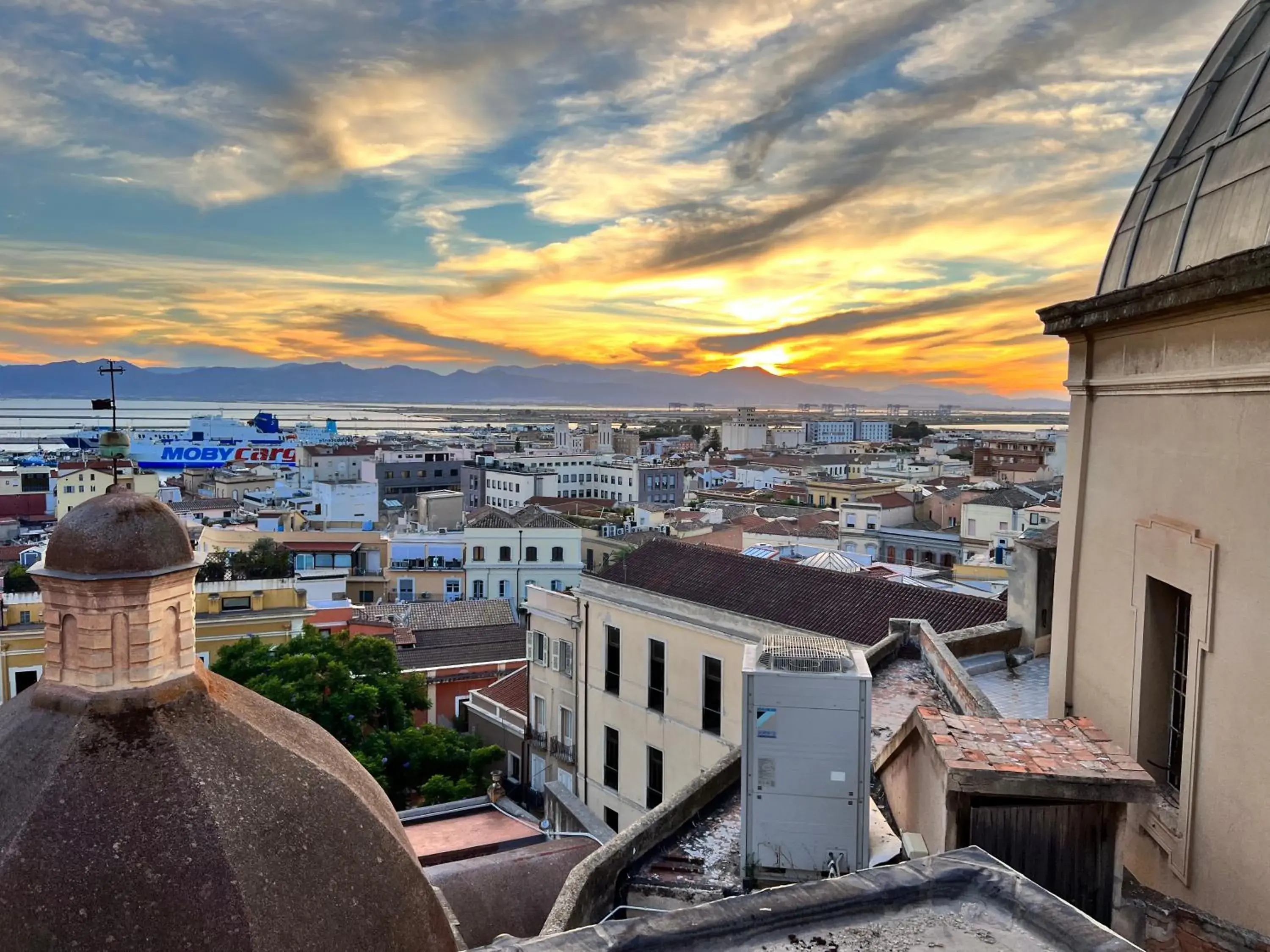 Studio Apartments Centro Storico Via Manno Studio Apartments Centro Storico Via Manno