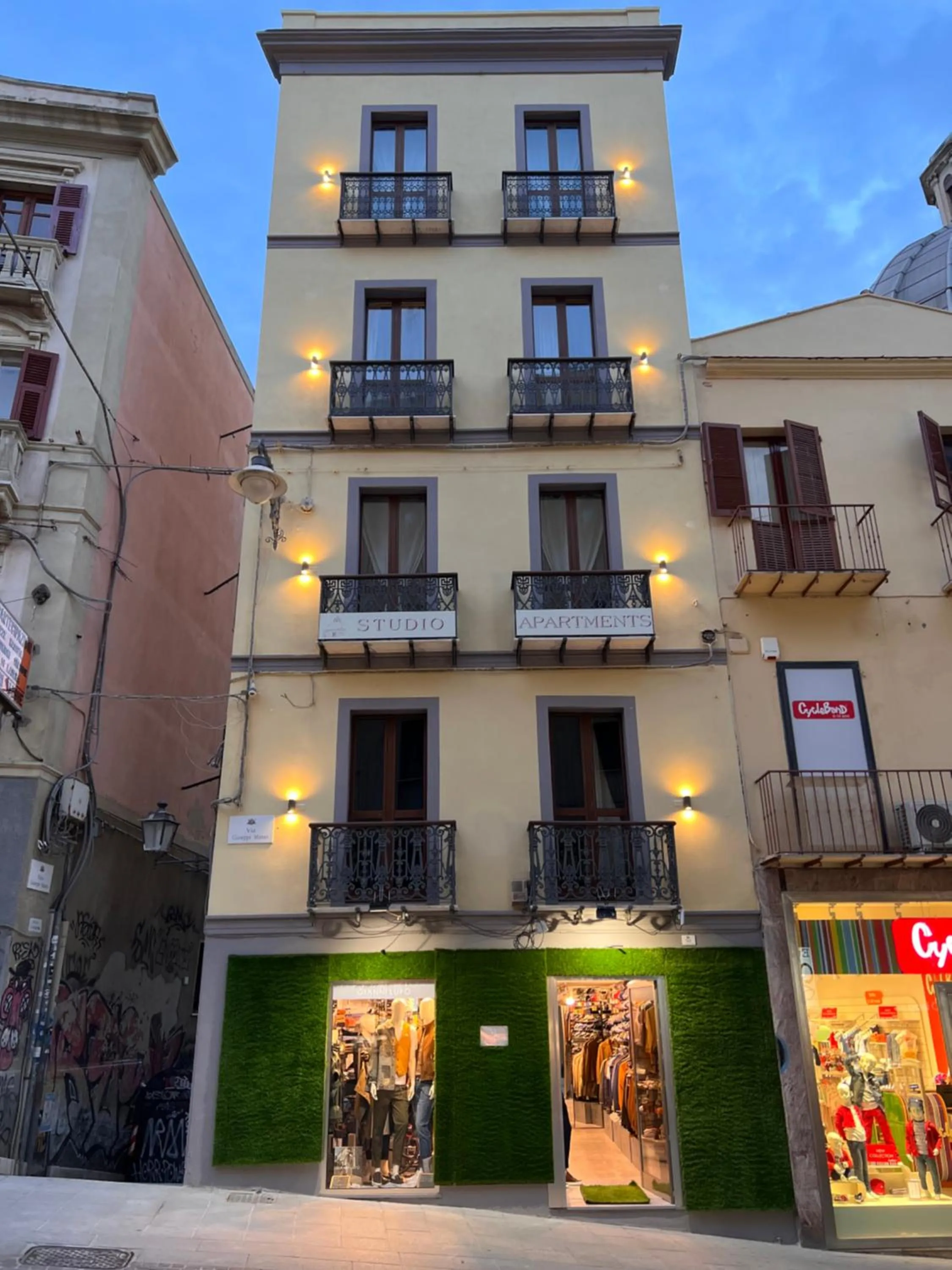 Property building in Studio Apartments Centro Storico Via Manno