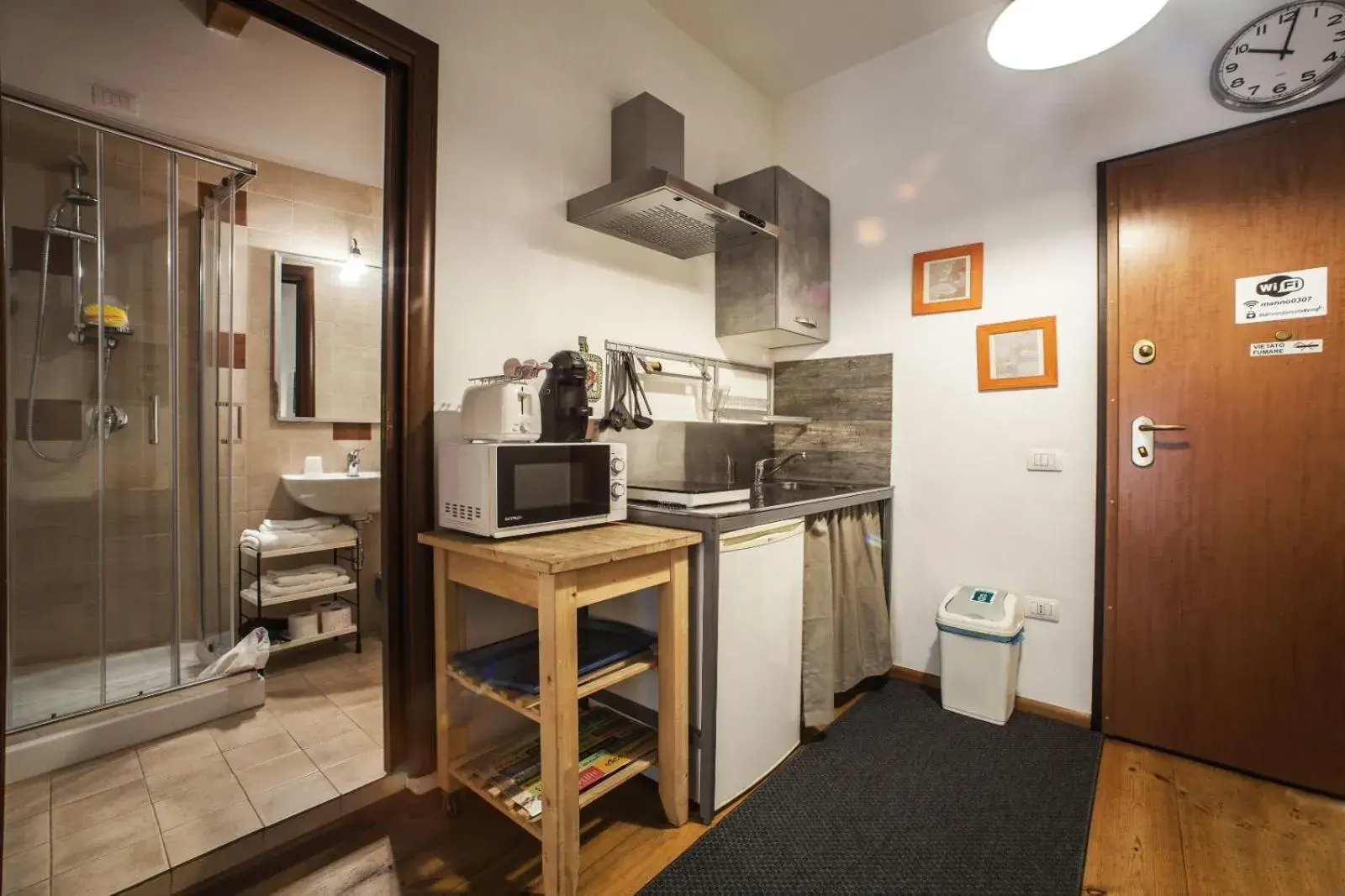Deluxe Studio - single occupancy in Studio Apartments Centro Storico Via Manno Deluxe Studio - single occupancy in Studio Apartments Centro Storico Via Manno
