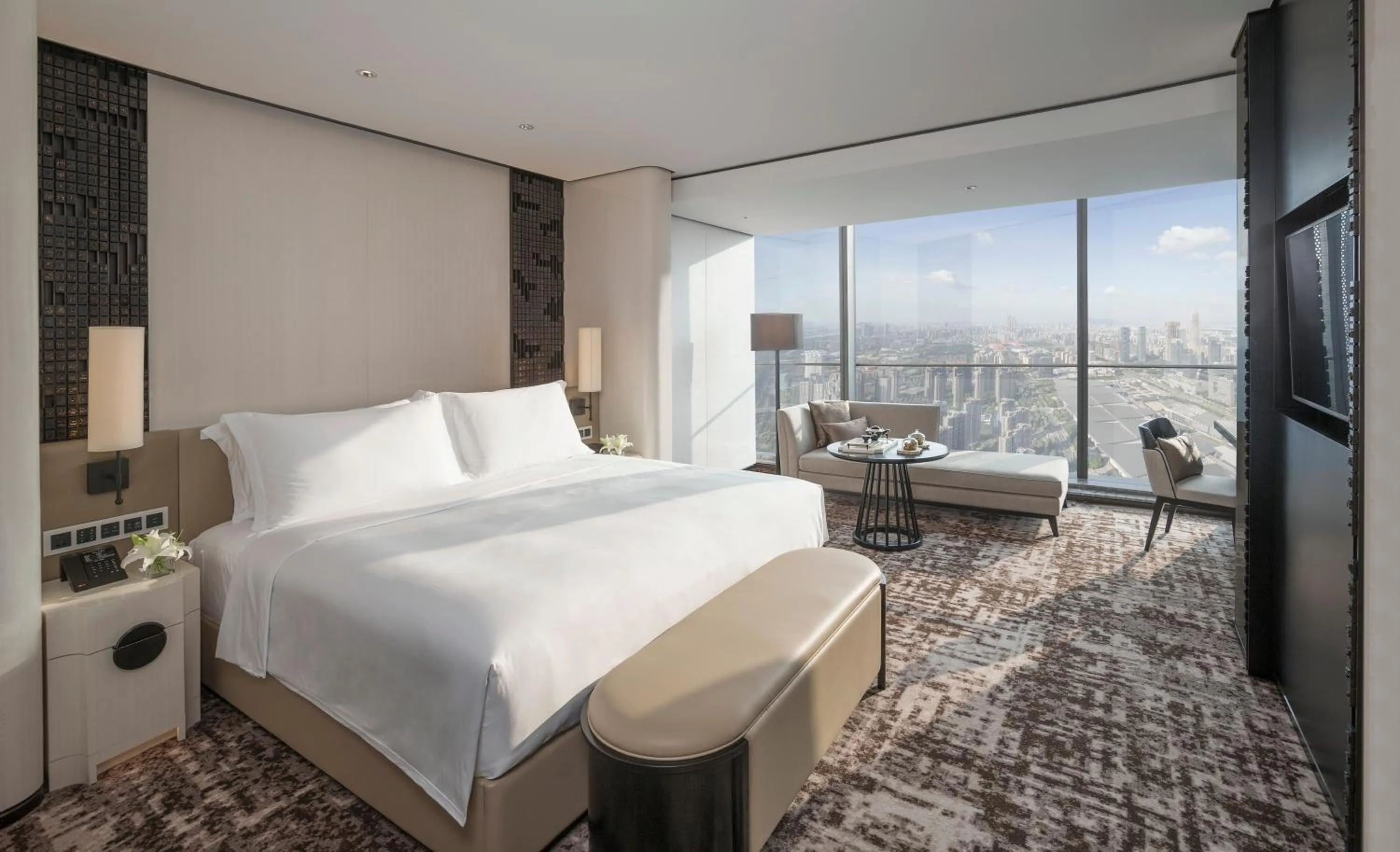 Photo of the whole room, Bed in Jumeirah Nanjing