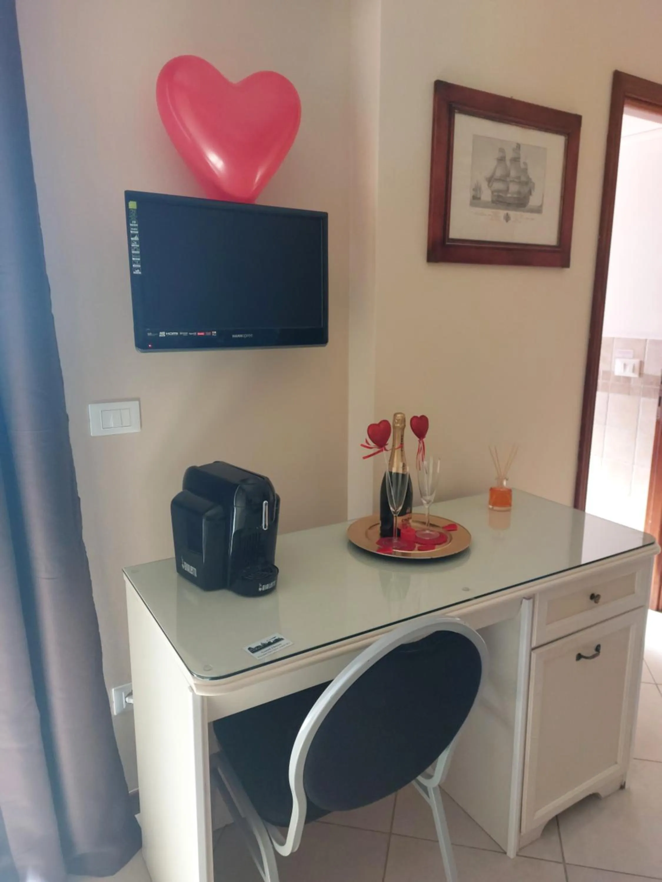 hair dresser in Fiumicino Inn Airport