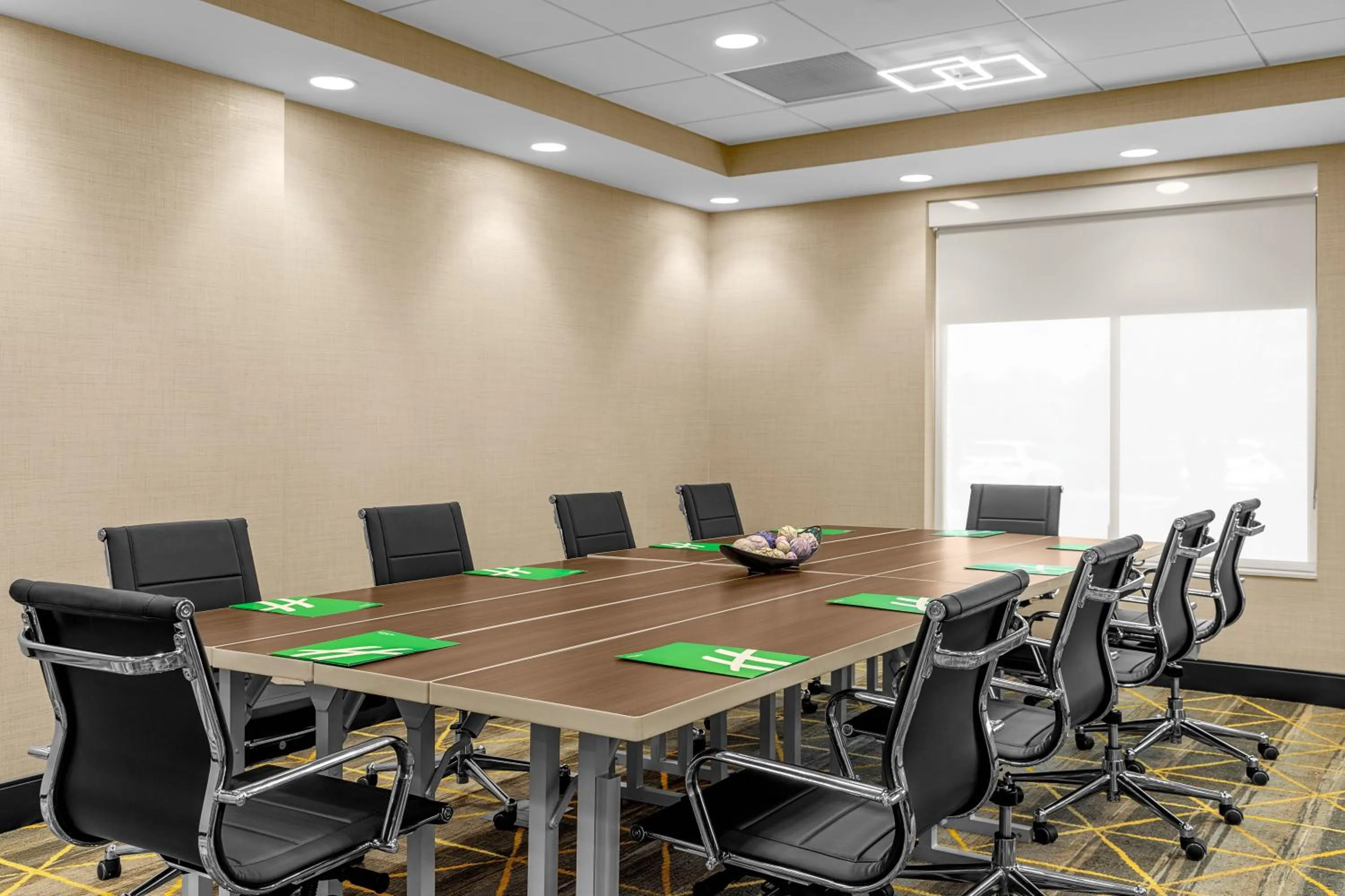 Meeting/conference room in Holiday Inn Cleveland by IHG
