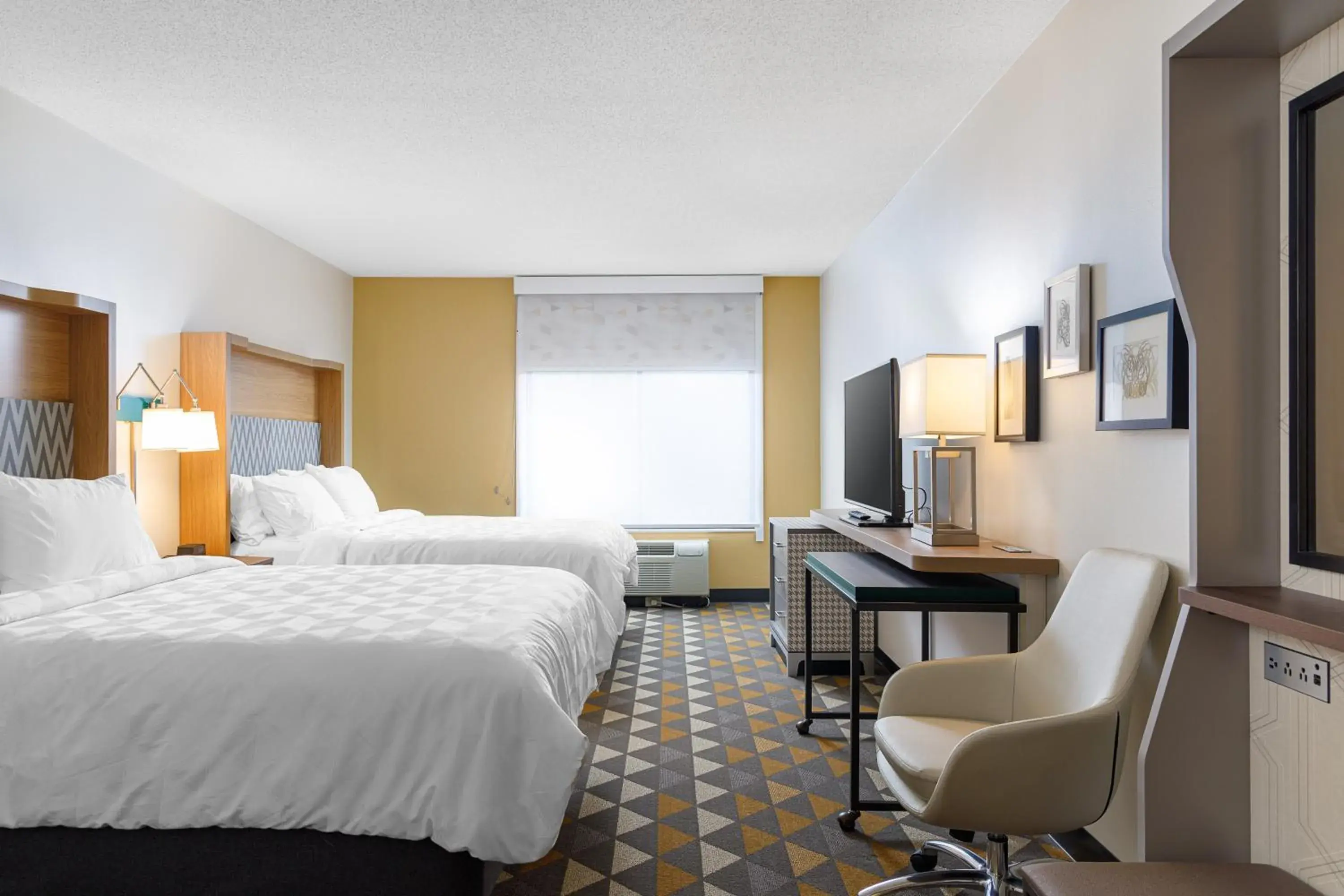 Room with Two Beds - Hearing Accessible - Non-Smoking in Holiday Inn Cleveland by IHG Room with Two Beds - Hearing Accessible - Non-Smoking in Holiday Inn Cleveland by IHG