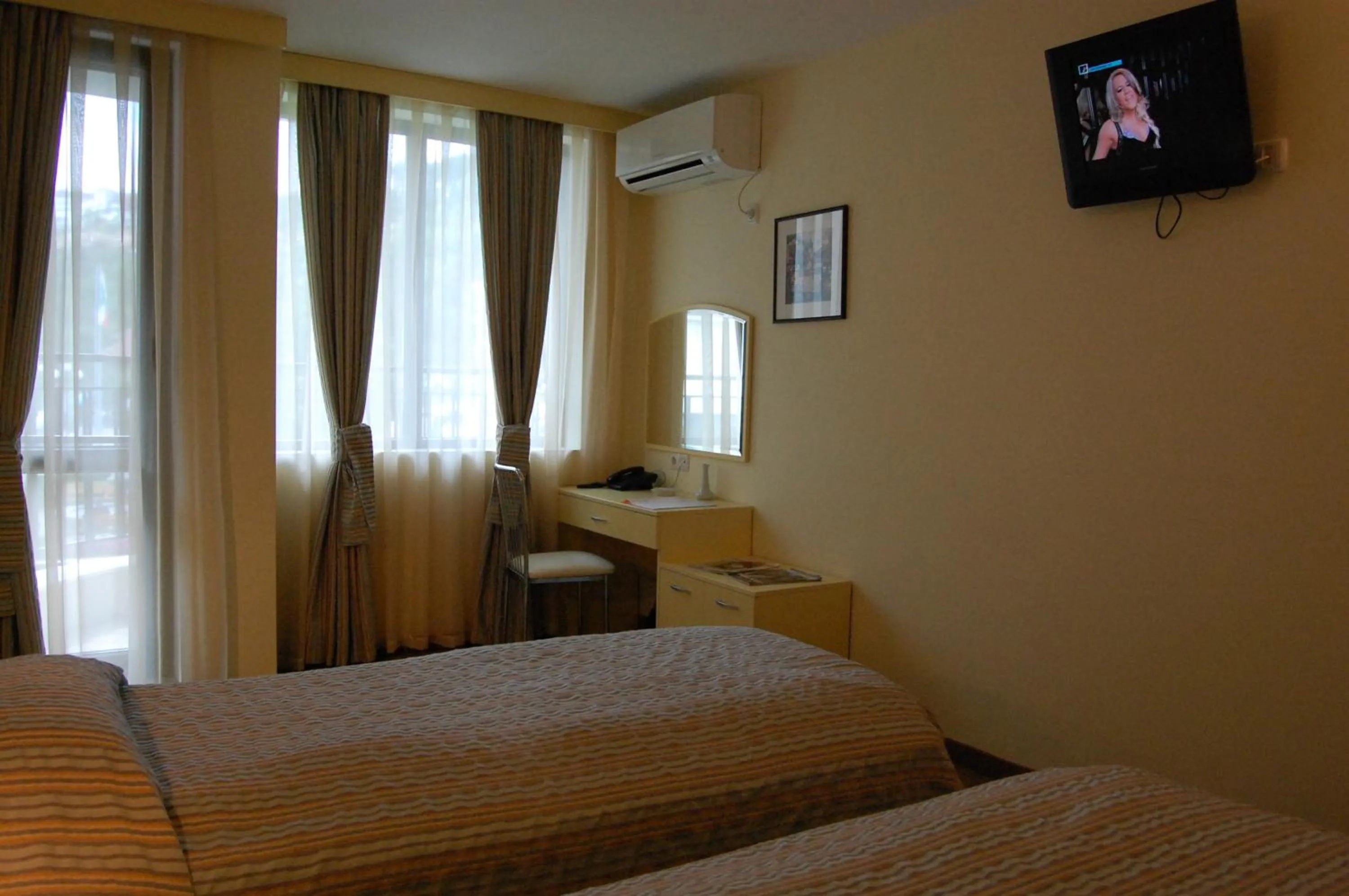 Day, Bed in Family Hotel Familia