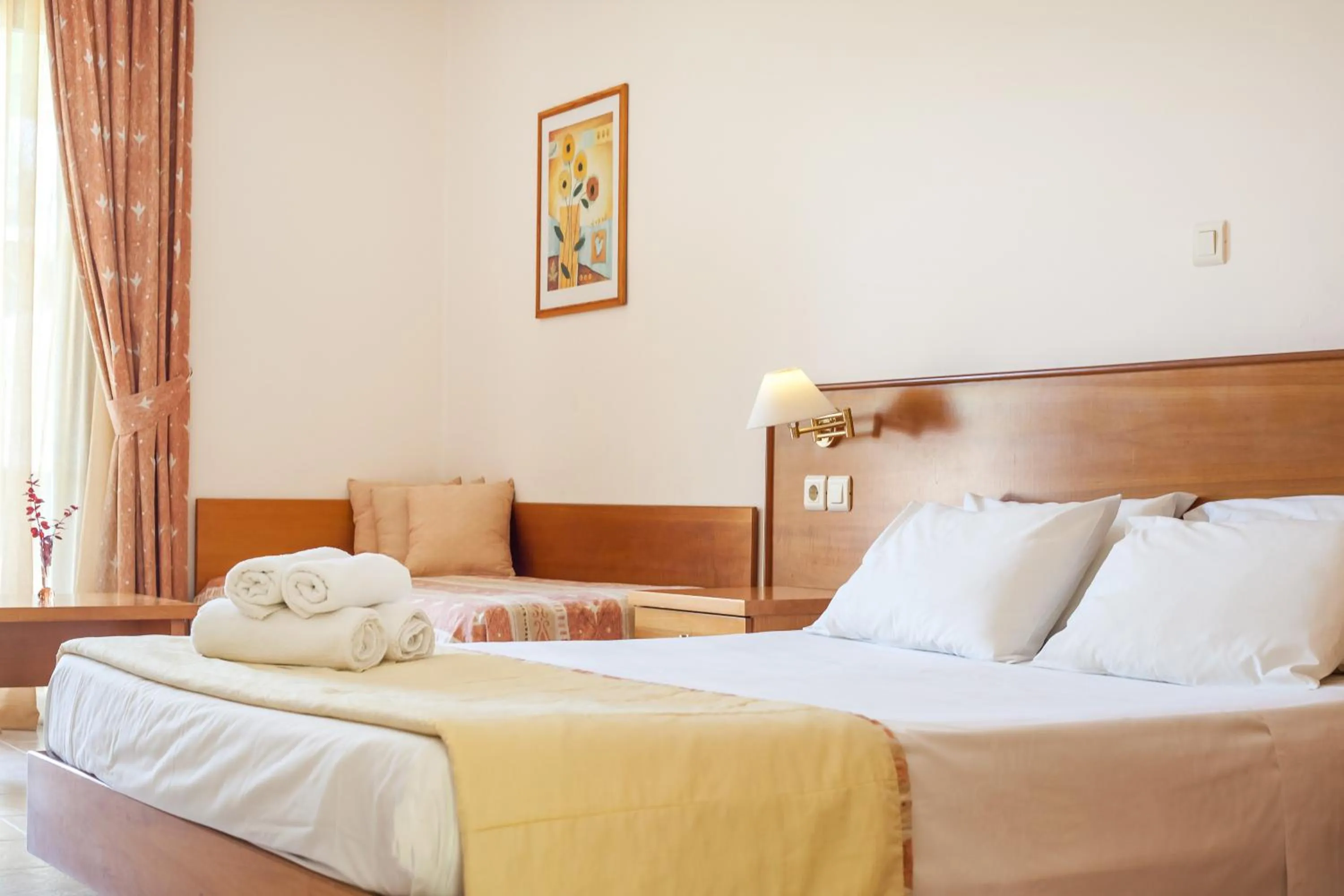 Bed in Stavros Melathron Studios