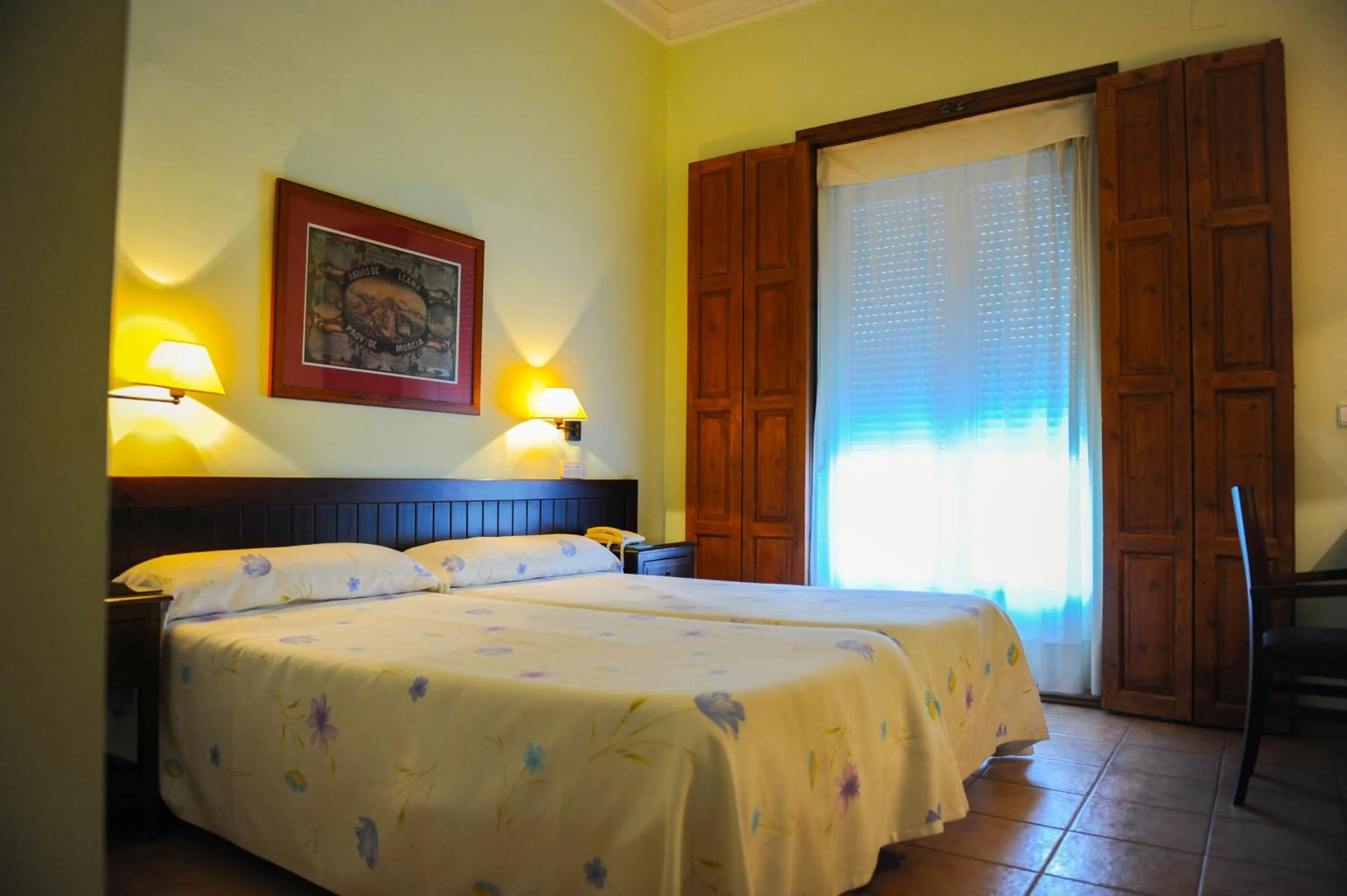 Twin Room in Hotel Victoria
