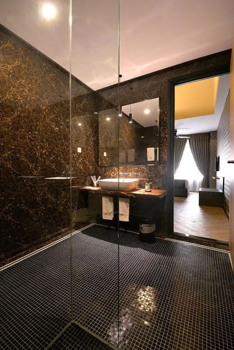 1969 Business Suites Bandar Botani, Ipoh