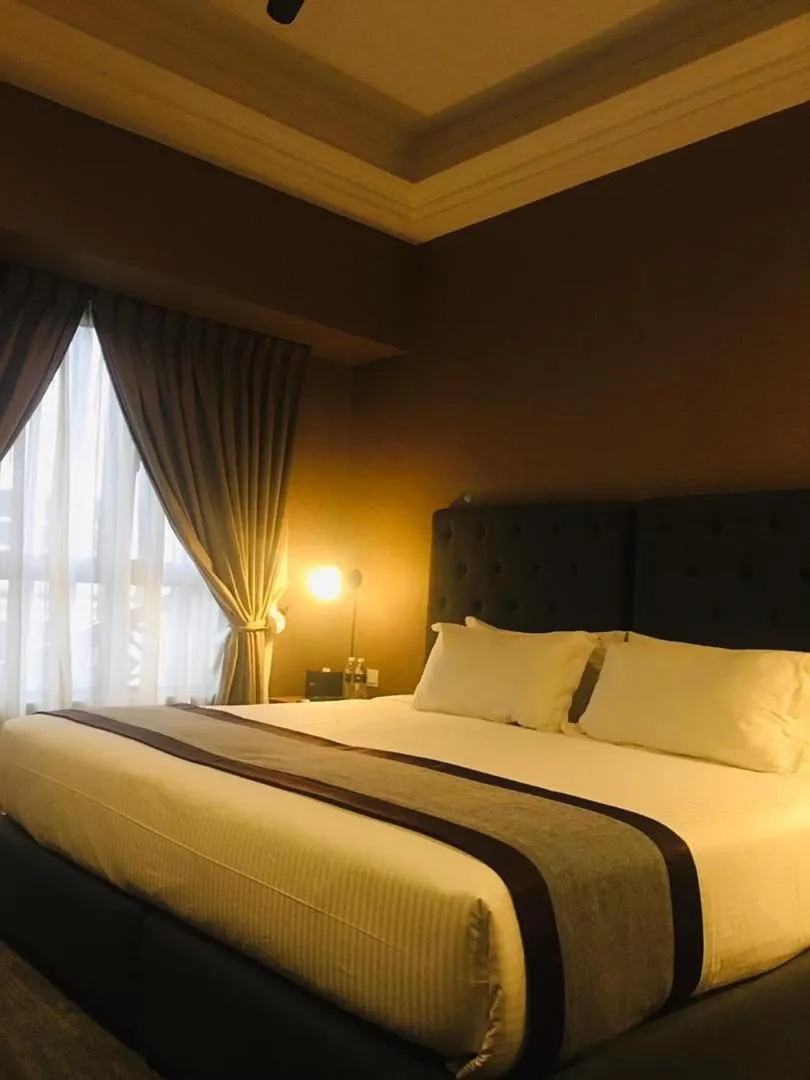 Bed in 1969 Business Suites Bandar Botani, Ipoh