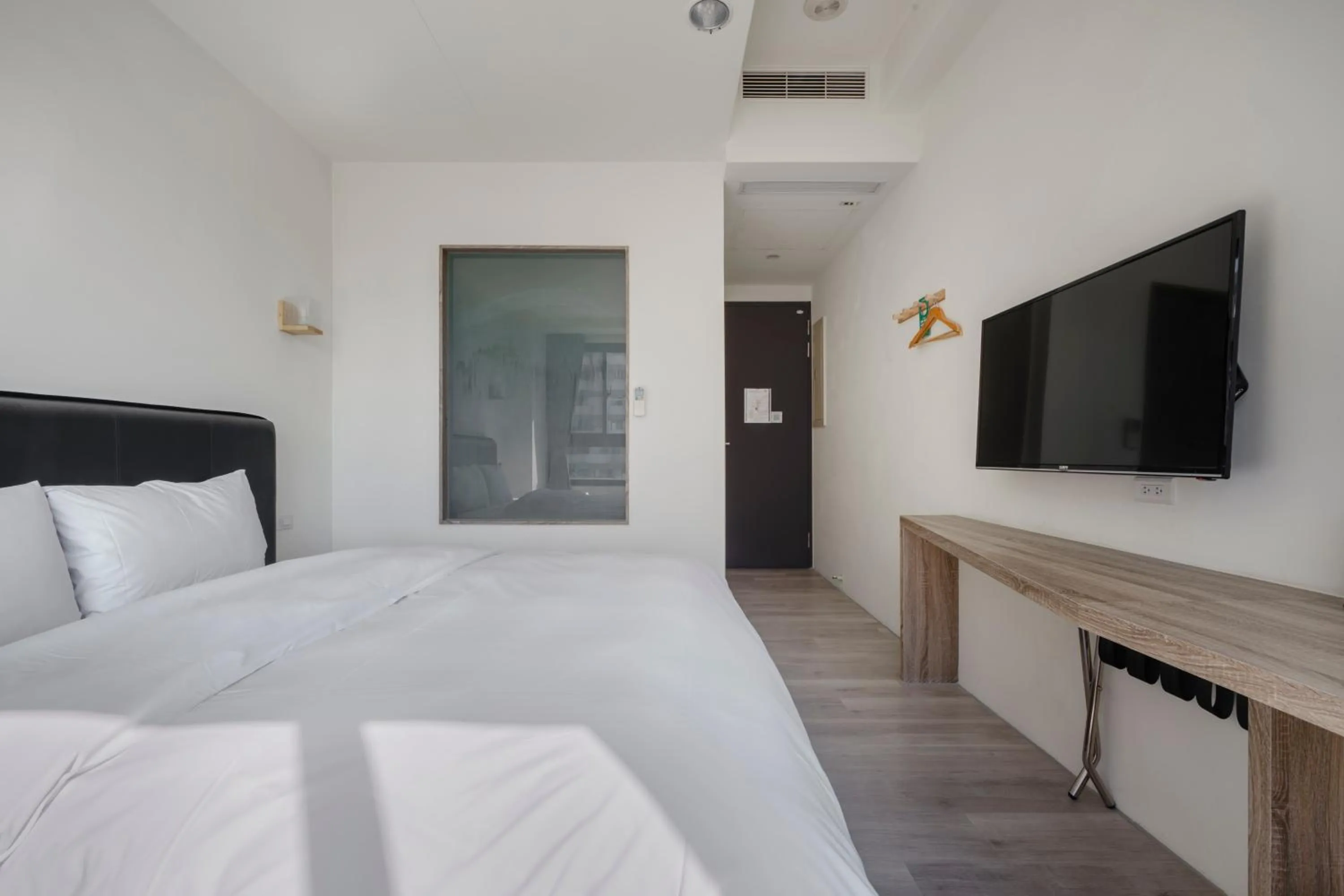 Bed in CHECK inn Express Taichung Fuxing