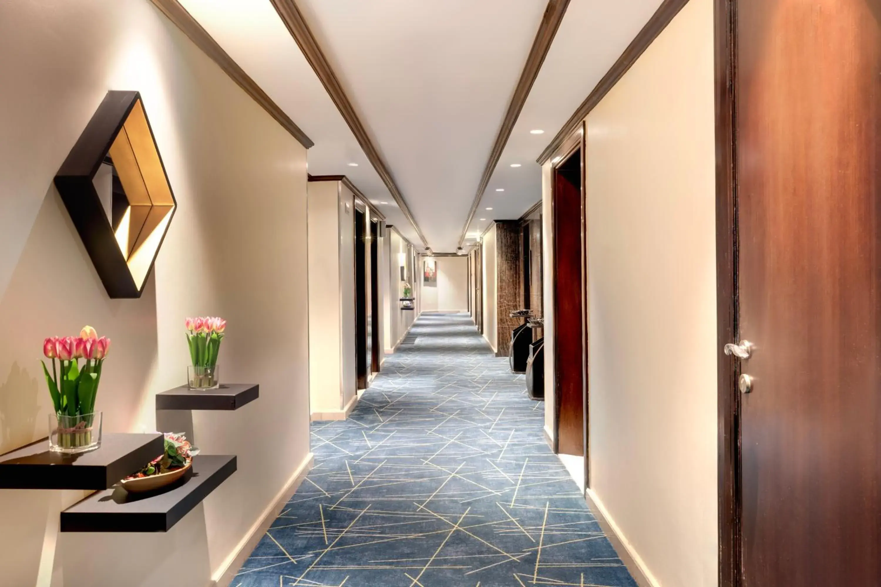 Property building in Dream City Hotel Apartments LLC Property building in Dream City Hotel Apartments LLC