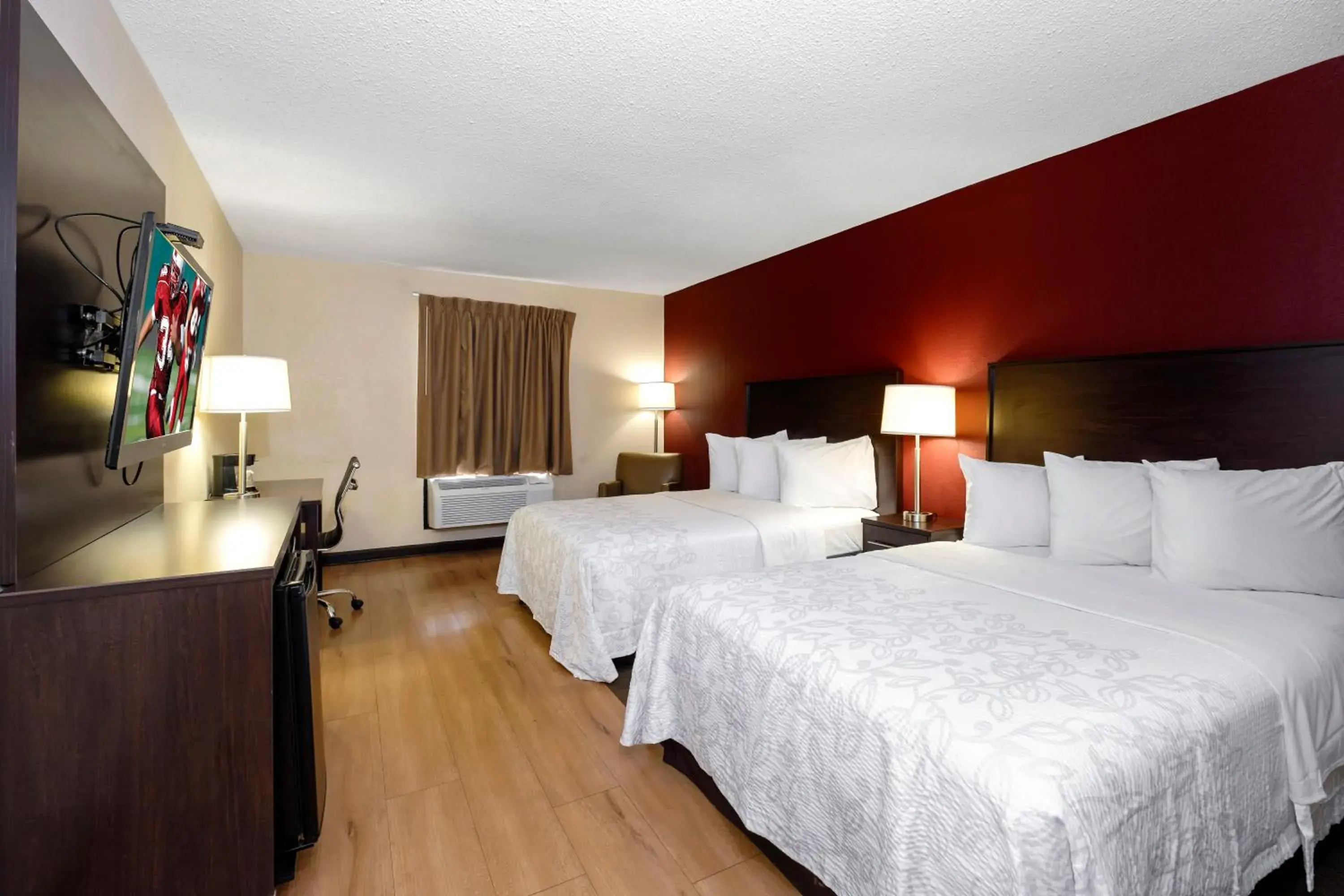 Suite with Two Double Beds Non-Smoking in Red Roof Inn PLUS+ & Suites Opelika Suite with Two Double Beds Non-Smoking in Red Roof Inn PLUS+ & Suites Opelika