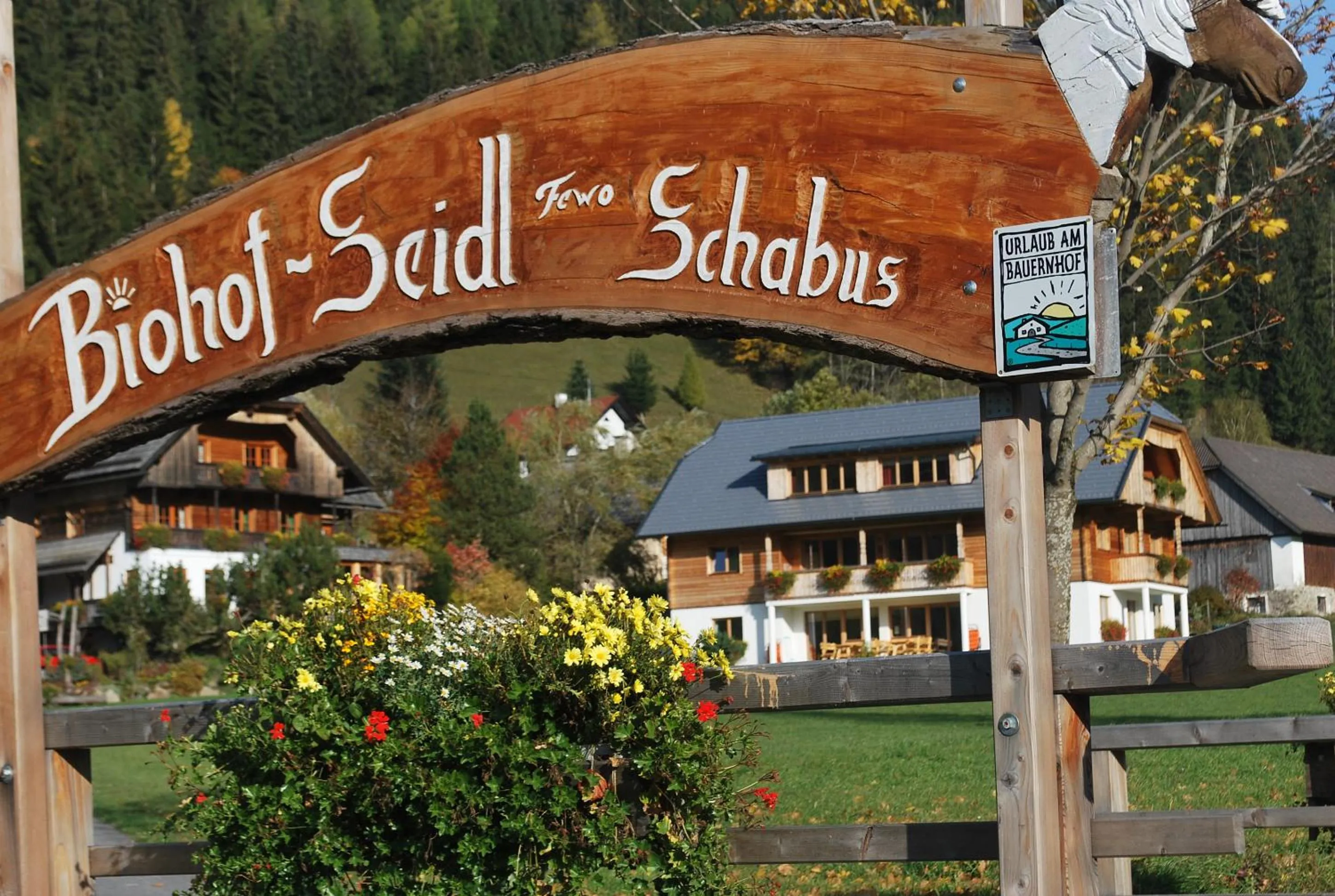 Logo/Certificate/Sign in Biohof Seidl