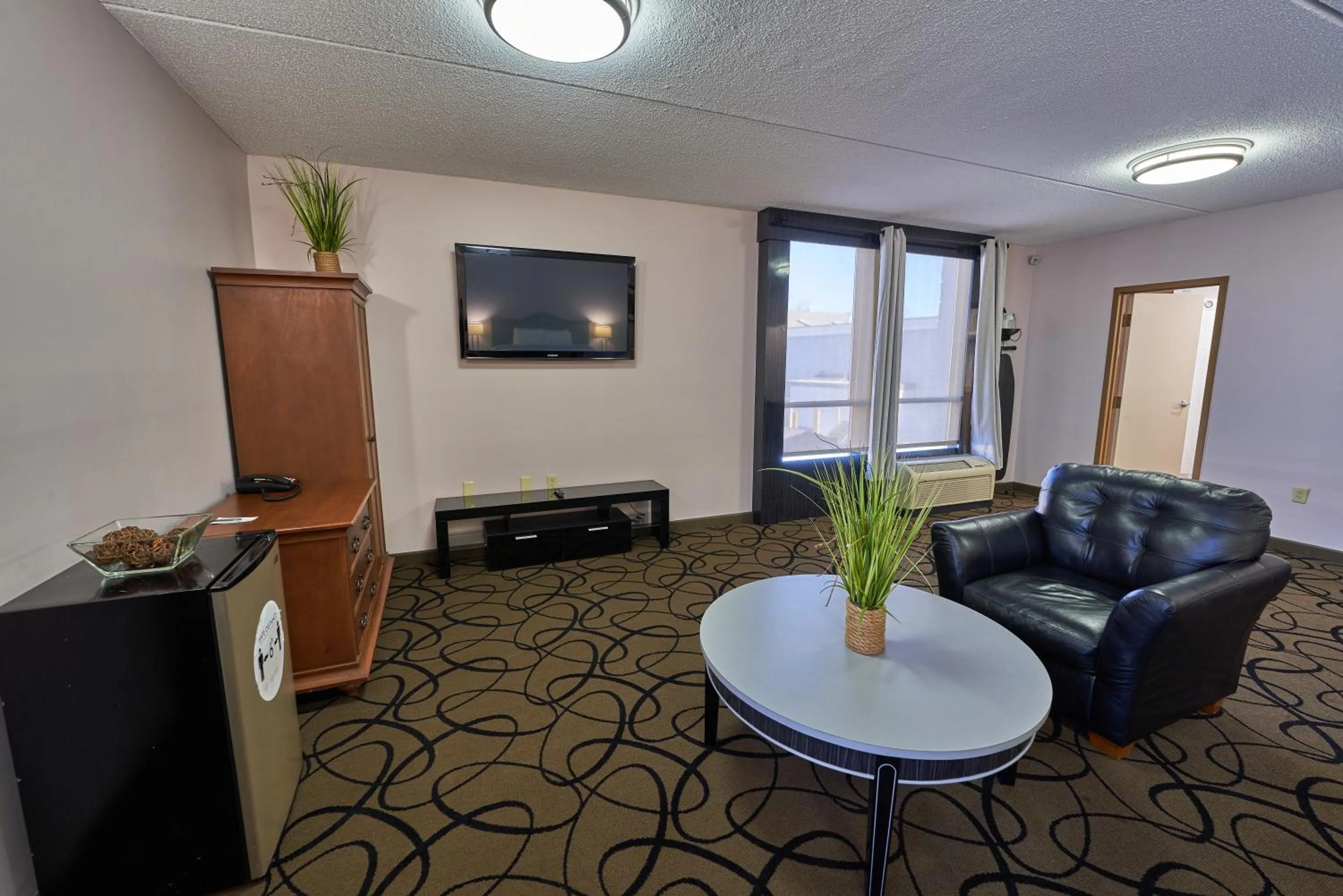 TV and multimedia in Seaport Resort and Marina