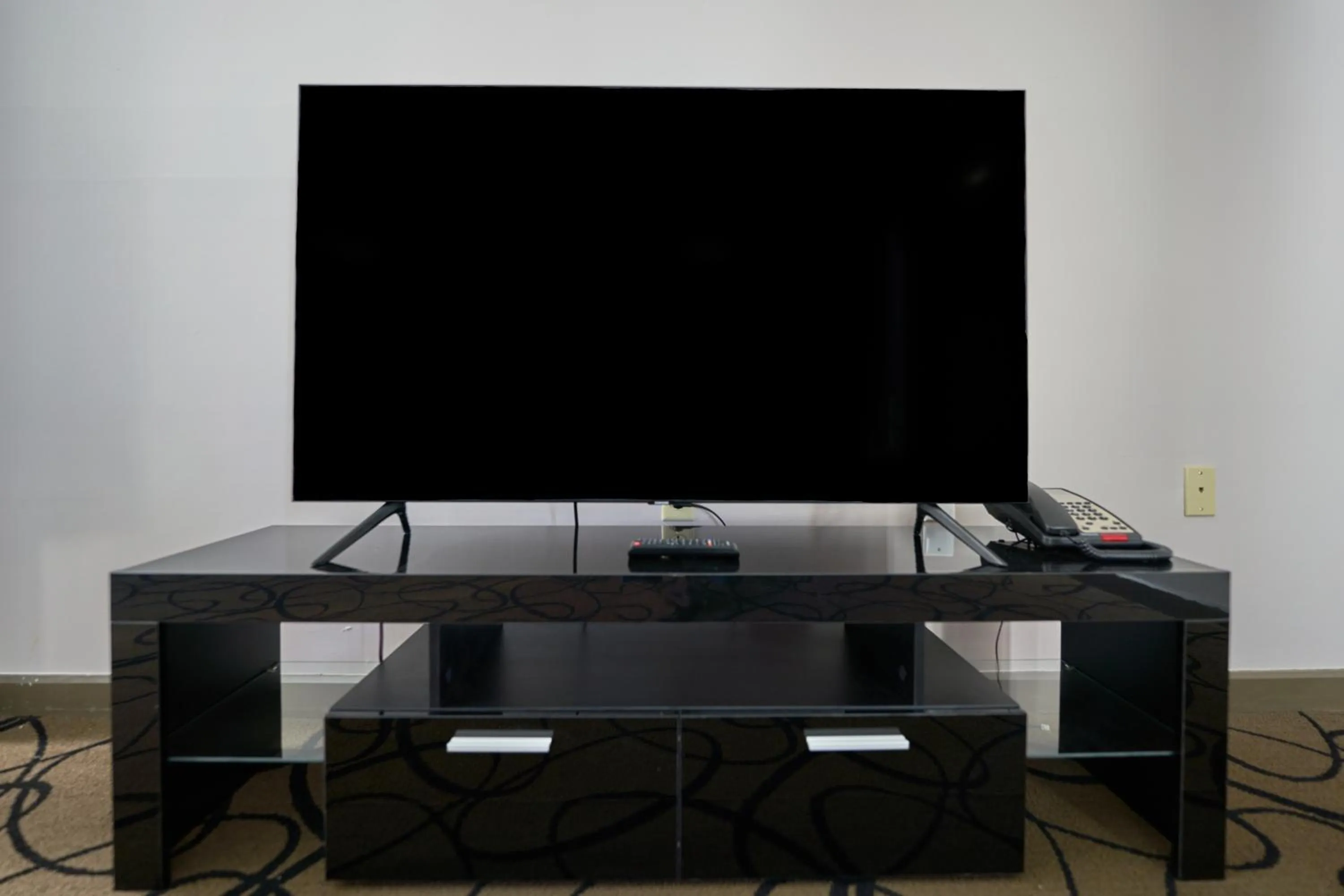 TV and multimedia in Seaport Resort and Marina