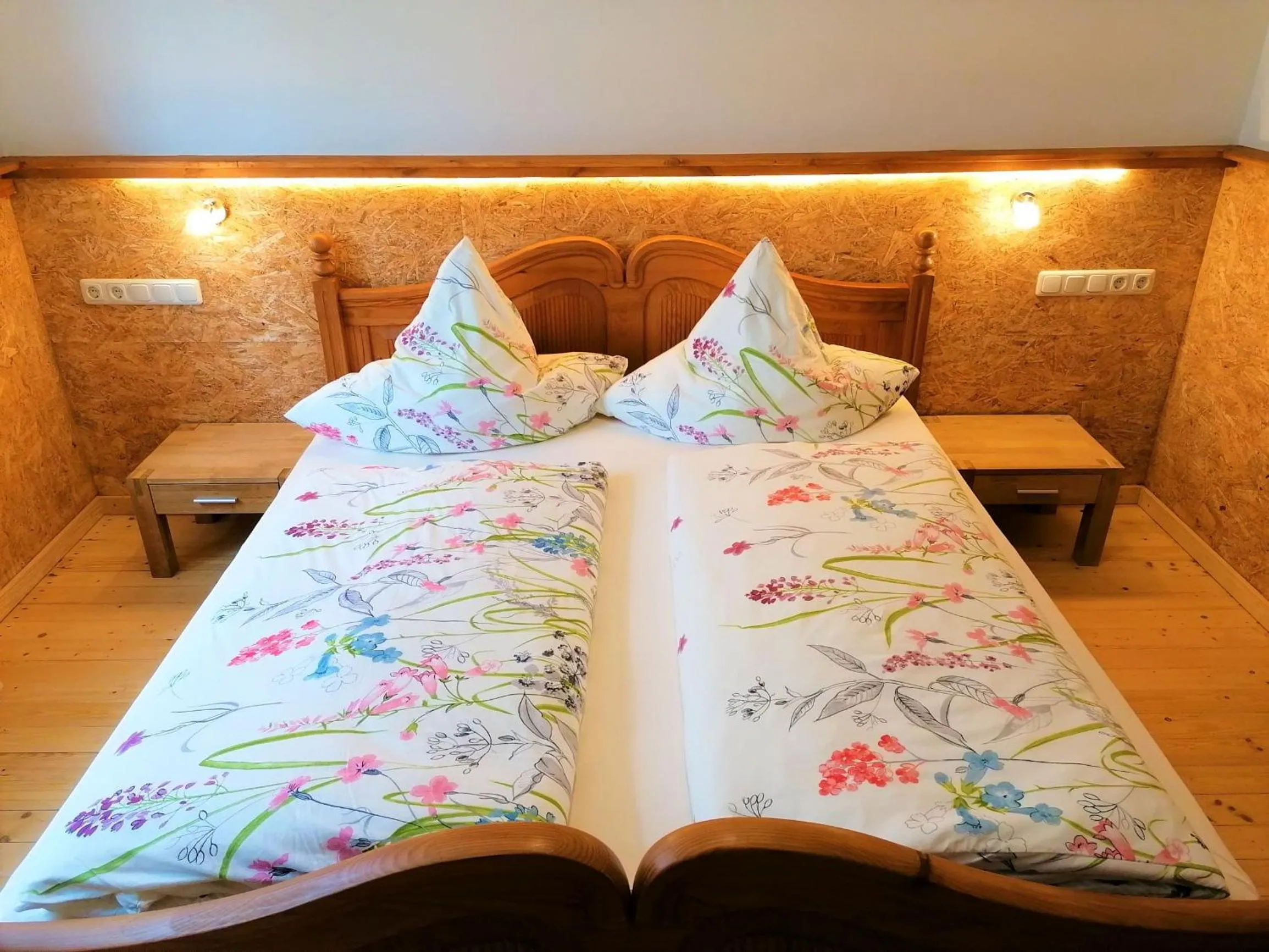 Bedroom, Bed in Pension Weinig