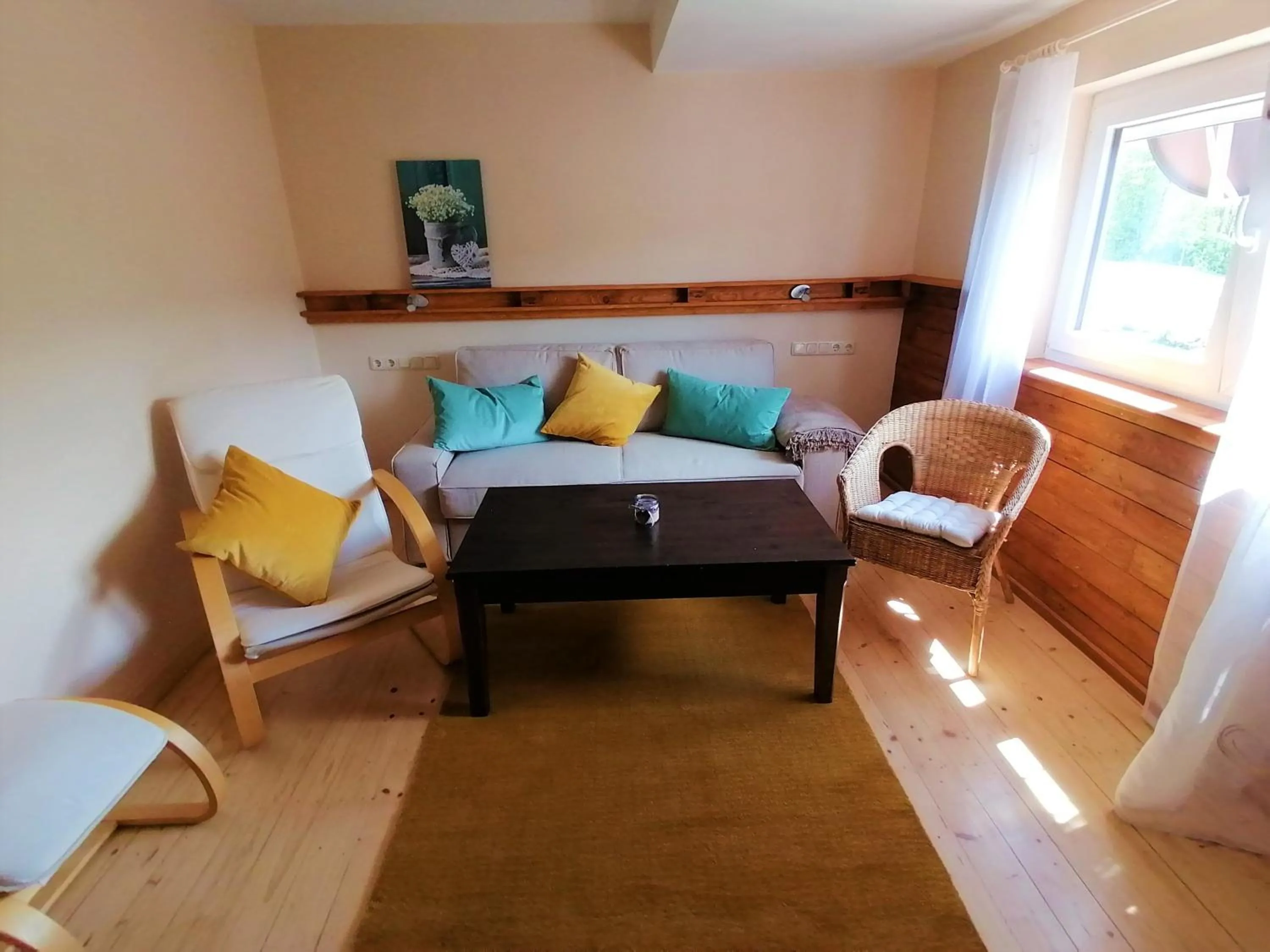 Living room, Bed in Pension Weinig