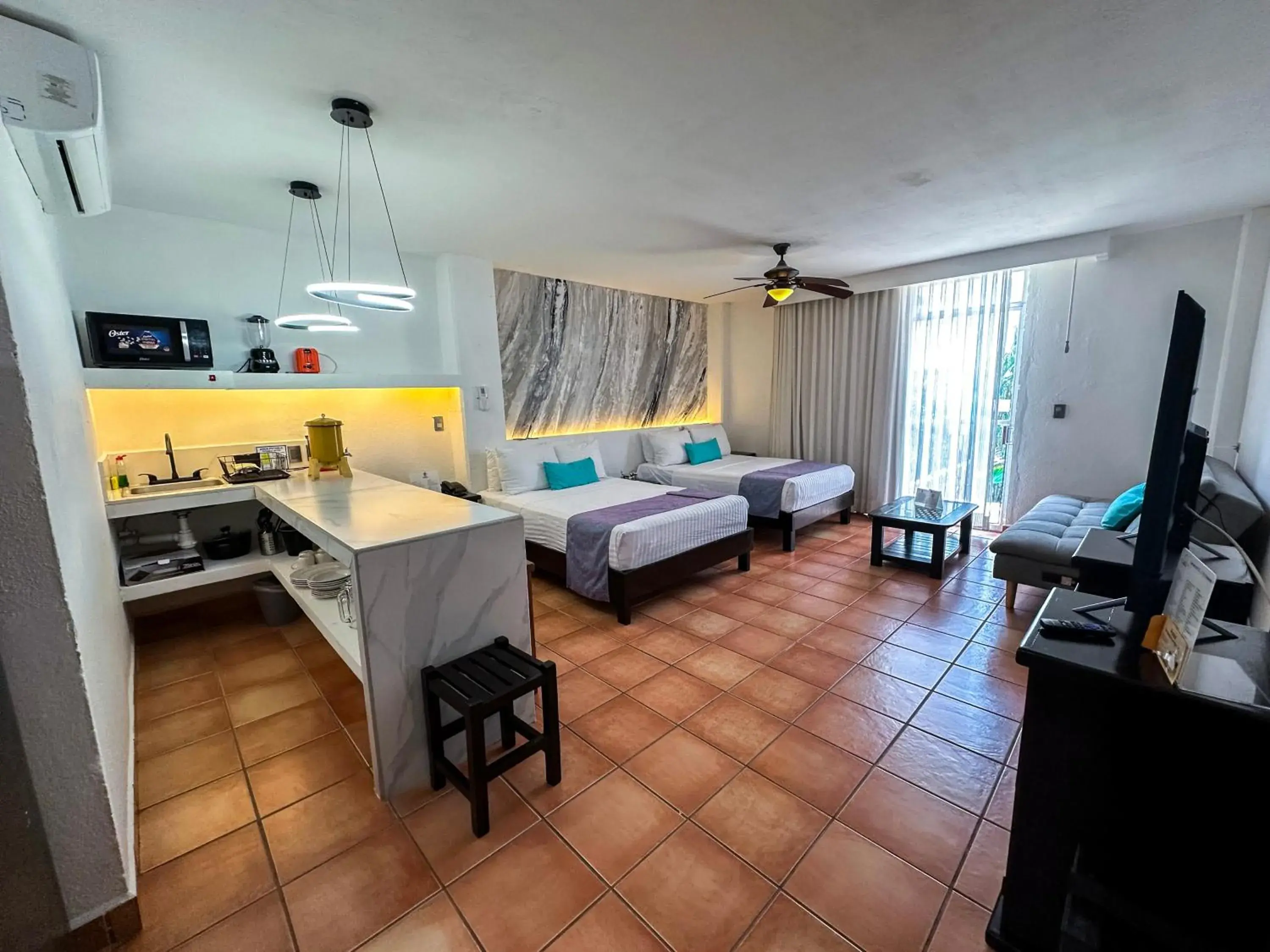 Photo of the whole room, Bed in Best Western Posada Chahue Photo of the whole room, Bed in Best Western Posada Chahue