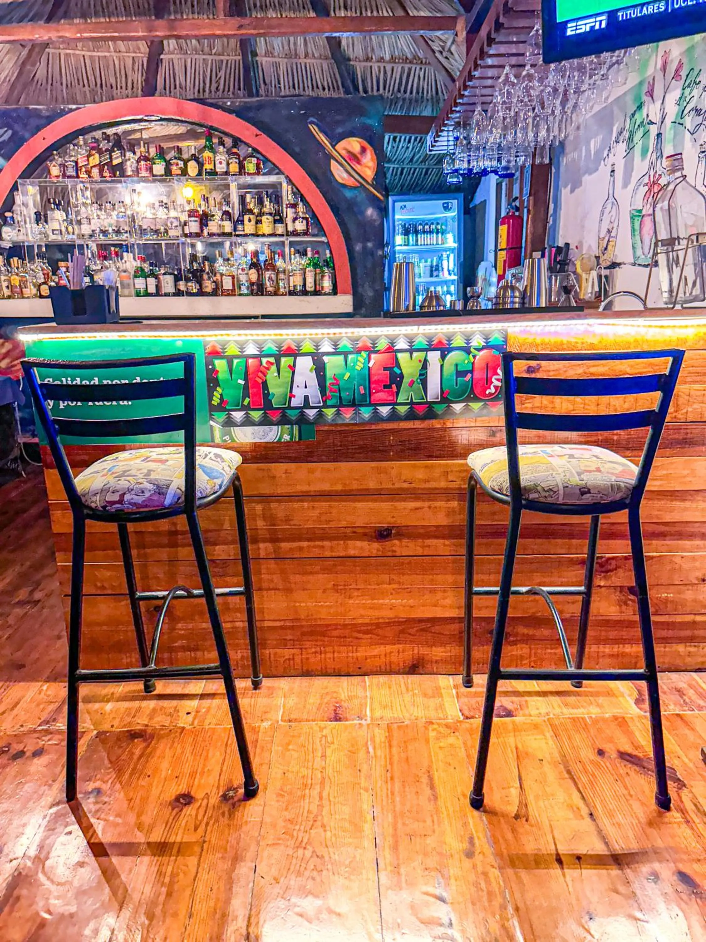 Lounge or bar in Best Western Posada Chahue