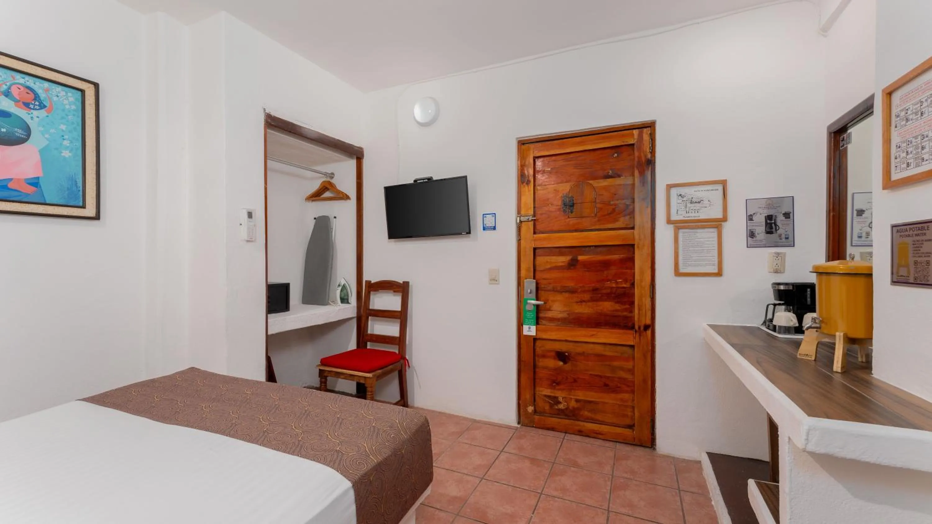 Bed in Best Western Posada Chahue