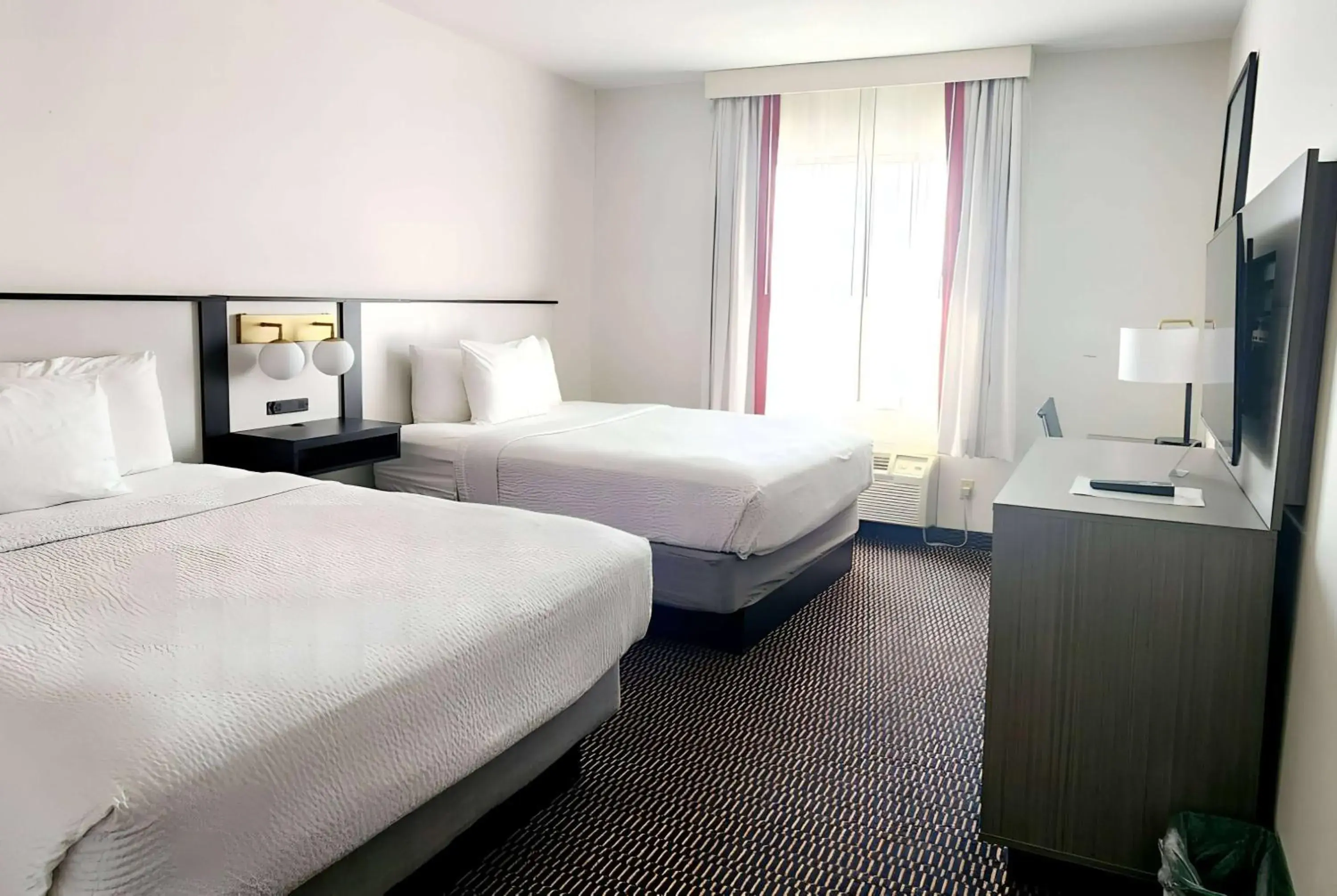 Photo of the whole room, Bed in Ramada by Wyndham Columbia Photo of the whole room, Bed in Ramada by Wyndham Columbia