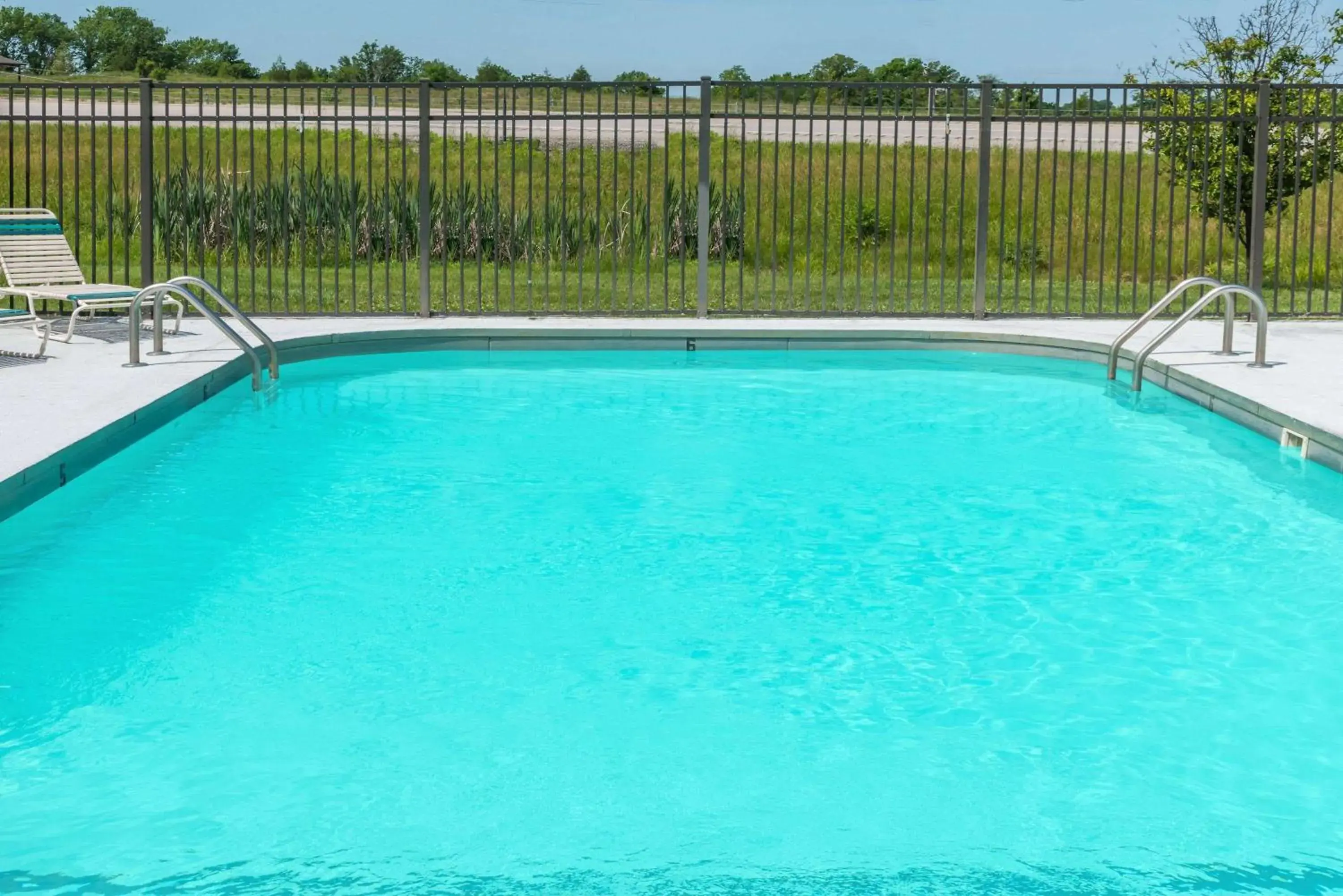 Pool view in Ramada by Wyndham Columbia Pool view in Ramada by Wyndham Columbia