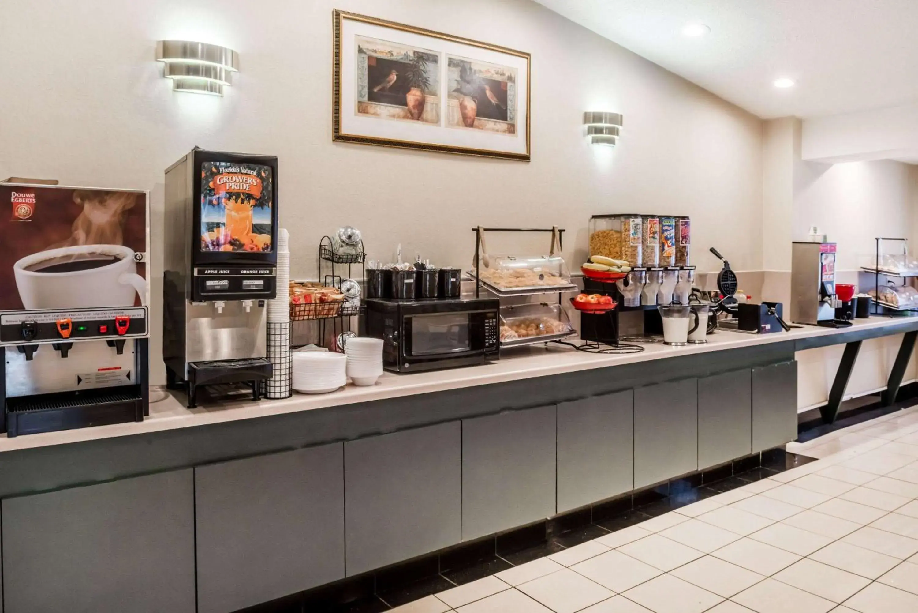 Breakfast in Ramada by Wyndham Columbia Breakfast in Ramada by Wyndham Columbia