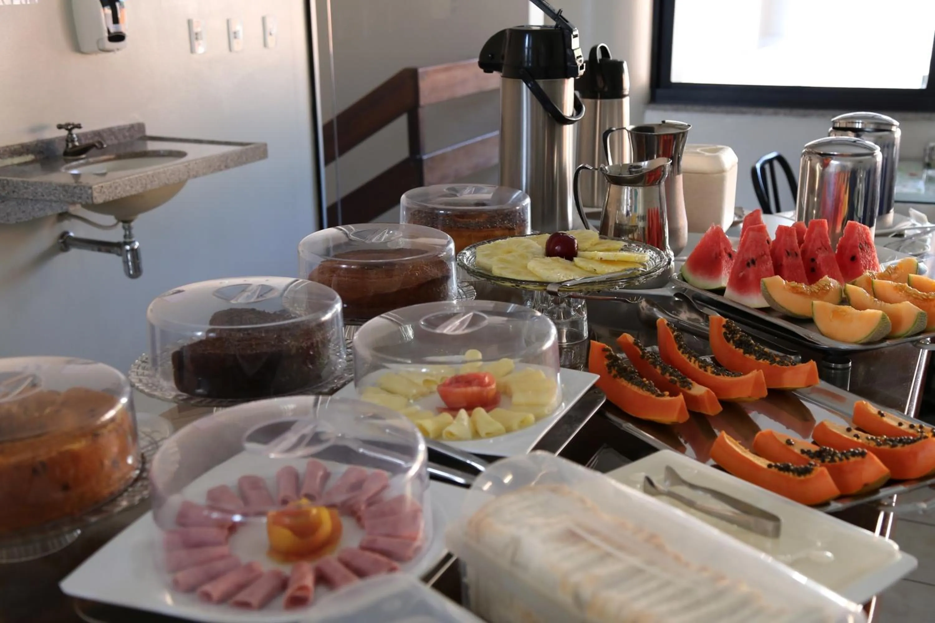 Buffet breakfast in Hotel Poyares
