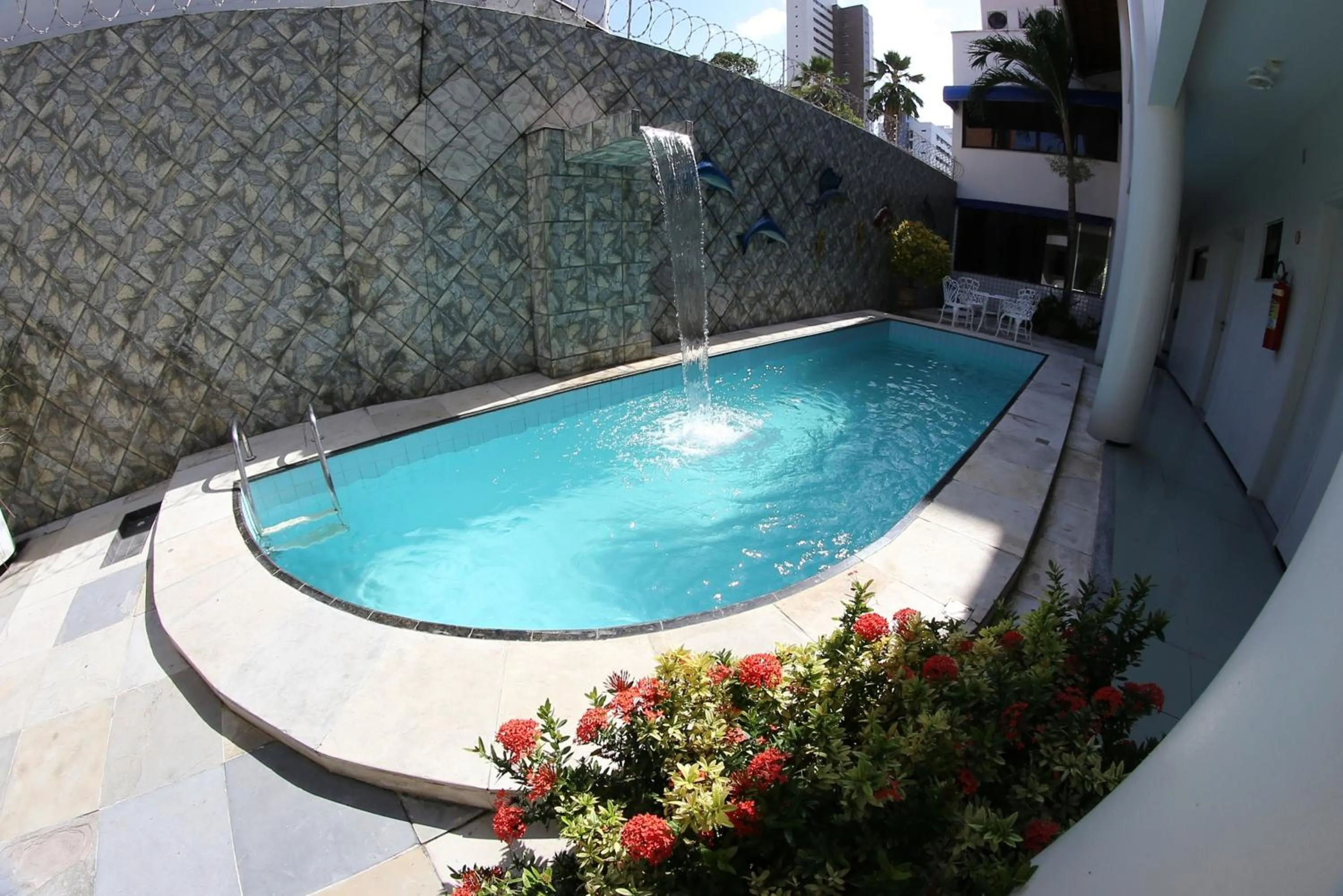 Swimming pool in Hotel Poyares