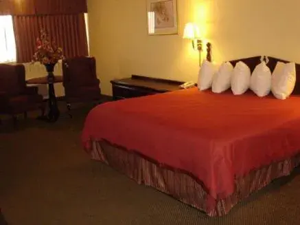 Bed in America's Best Value Inn and Suites Bed in America's Best Value Inn and Suites
