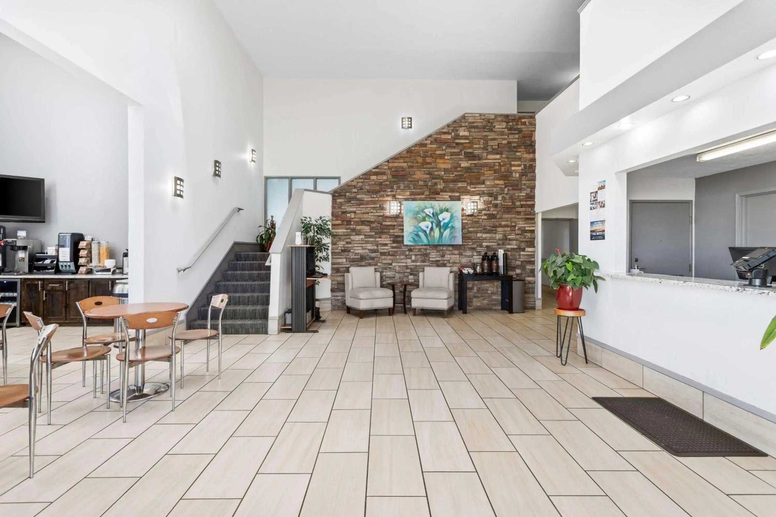 Lobby or reception in SureStay Hotel by Best Western Albuquerque Midtown Lobby or reception in SureStay Hotel by Best Western Albuquerque Midtown