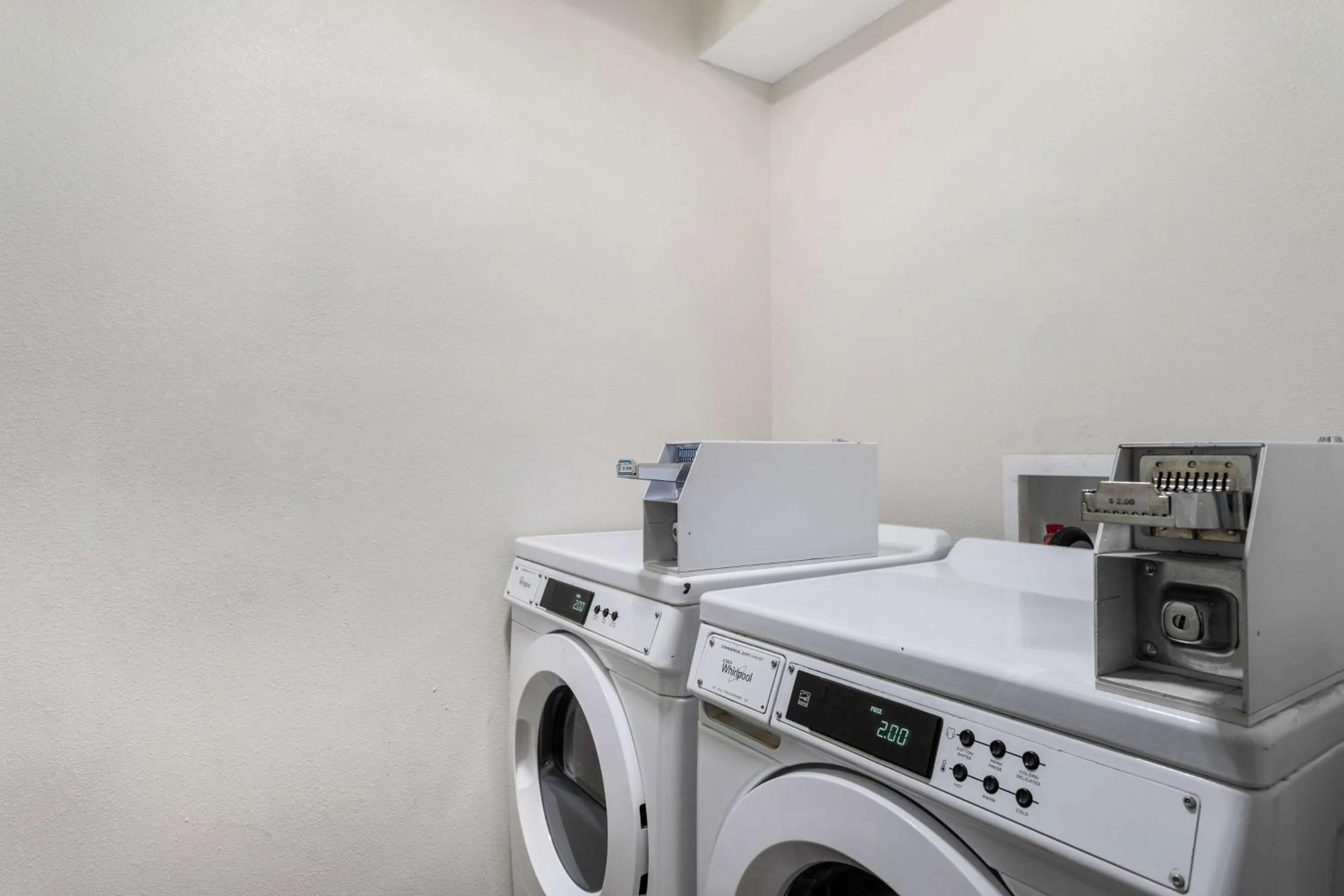 laundry in SureStay Hotel by Best Western Albuquerque Midtown
