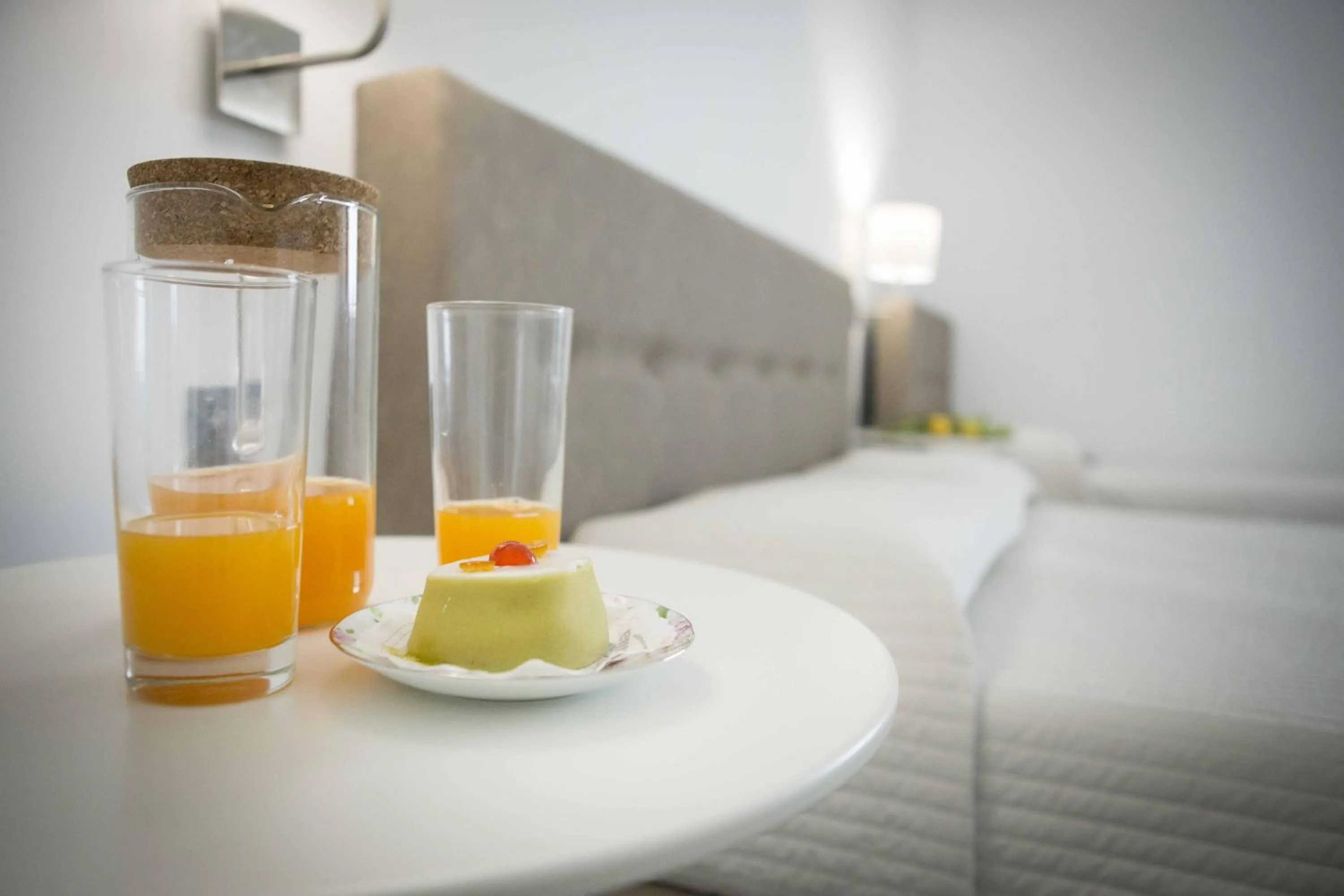 Photo of the whole room in Villa Landolina